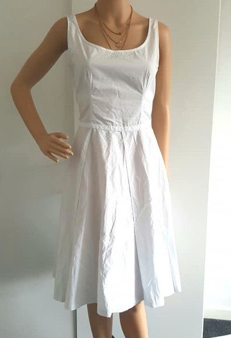 Moschino Moschino Cheap and Chic white dress size 12 Size XL / US 12-14 / IT 48-50 - 2 Thumbnail