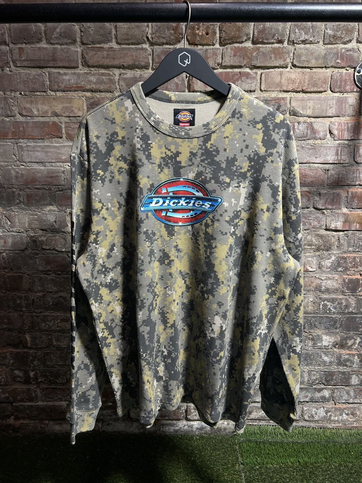 Dickies × Supreme Supreme dickies thermal (digi camo) | Grailed