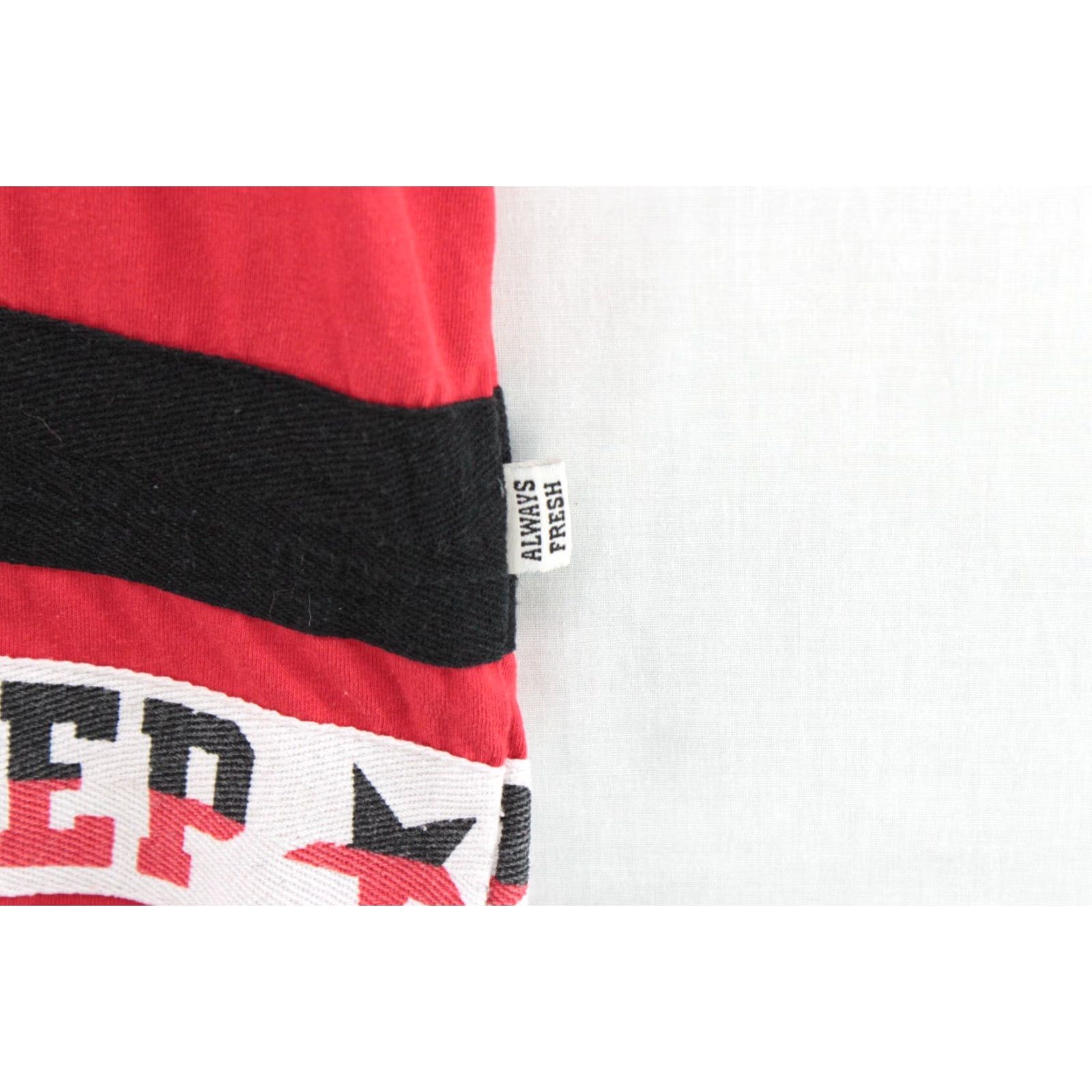 Vintage Kleep T-Shirt Men’s 2XL Red Graphic Patches Short Sleeve Crew Neck Jersey Shirt Size US XXL / EU 58 / 5 - 4 Thumbnail