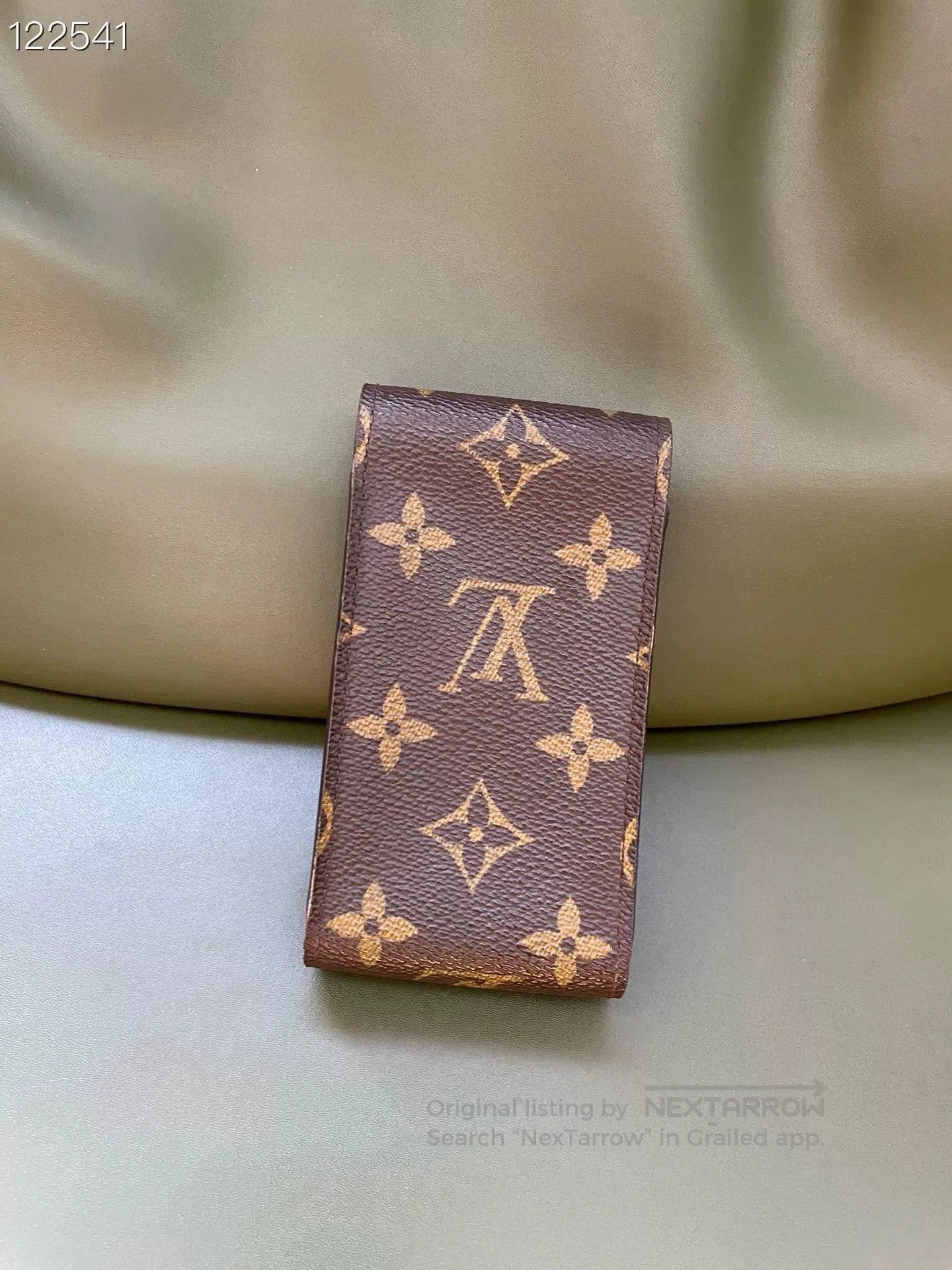 Louis Vuitton LV Cigarette Bag 070210 H23. Size ONE SIZE - 2 Thumbnail