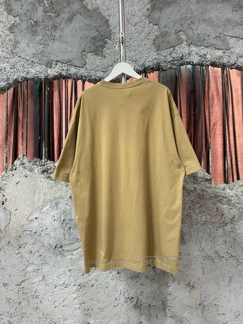Balenciaga Balenciaga Wheat Short Sleeve Size US XS / EU 42 / 0 - 2 Thumbnail