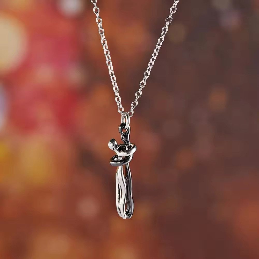 Jewelry Hug Couple Pendant Necklace Size ONE SIZE - 2 Thumbnail