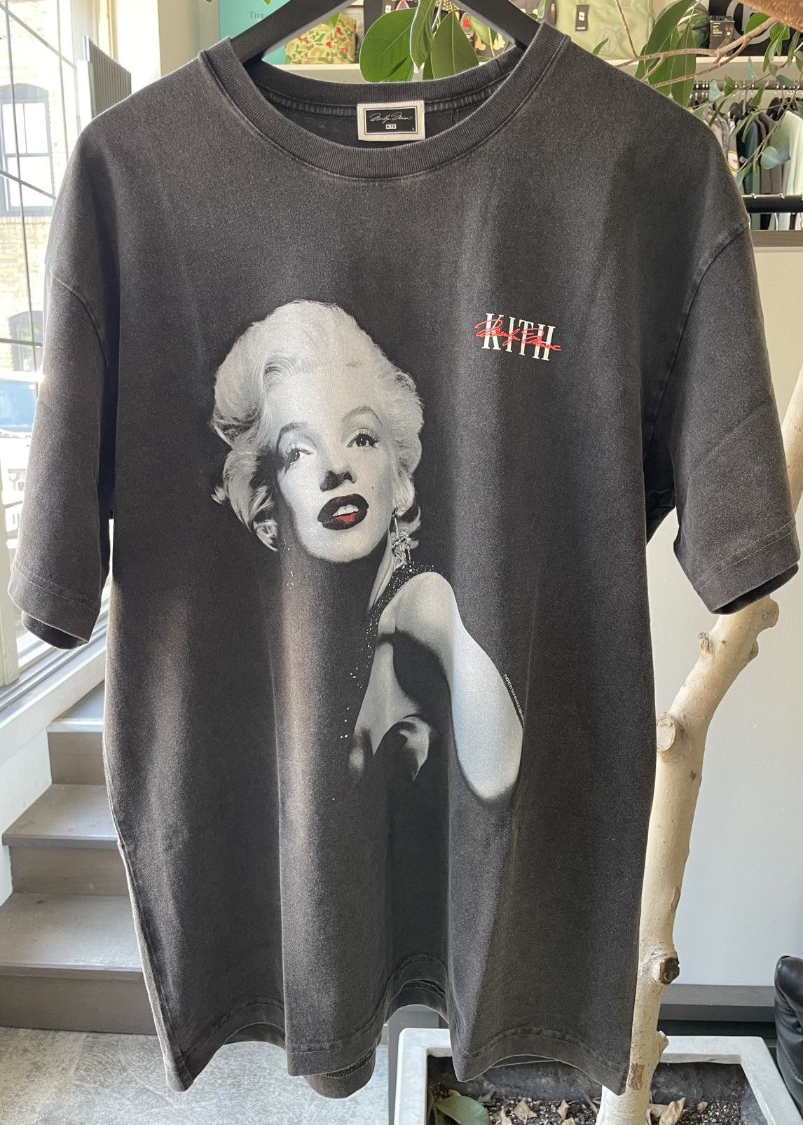 Kith for Marilyn Monroe Glamour Vintage Tee Black