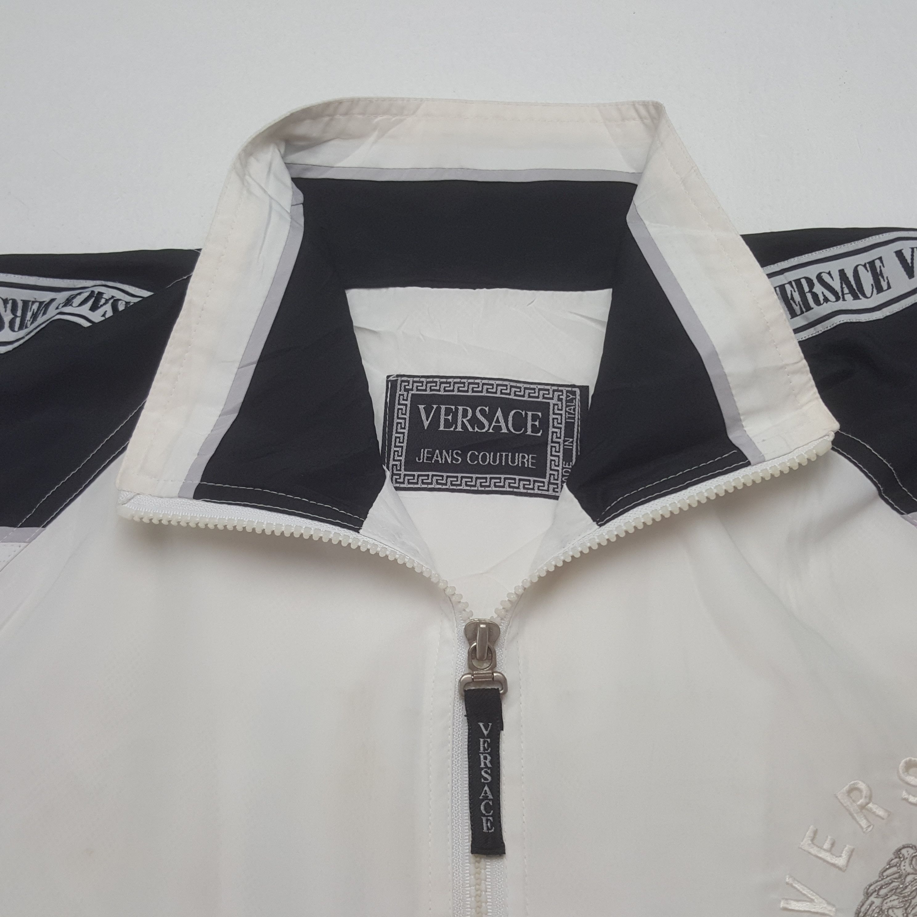 Versace Vintage Versace Track Zipper Jacket Size US XL / EU 56 / 4 - 5 Thumbnail