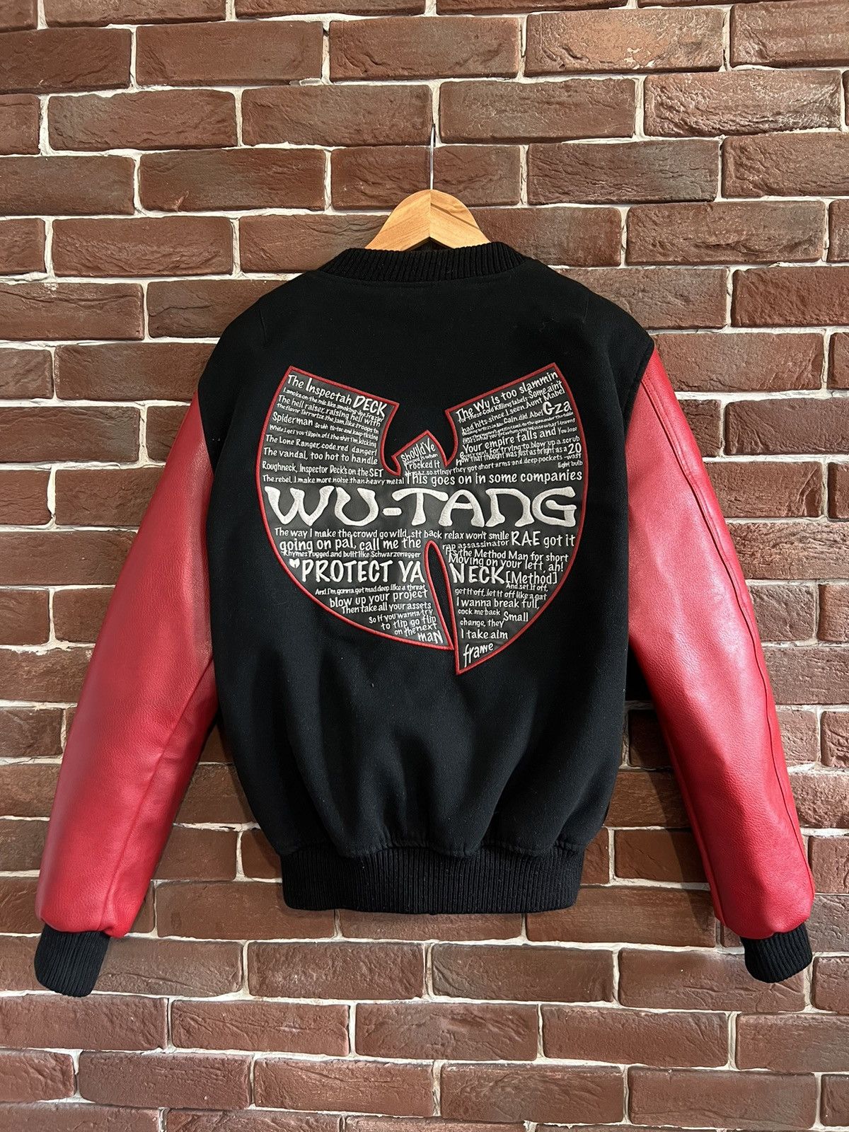 image of Wu Tang Clan Wutang Wuwear Rap Vintage Band Jacket in Black, Men's (Size Medium)