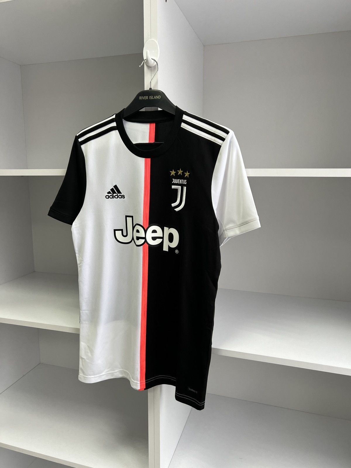 Adidas × Vintage Vintage Juventus 19/20 Home Jersey Size US S / EU 44-46 / 1 - 2 Thumbnail