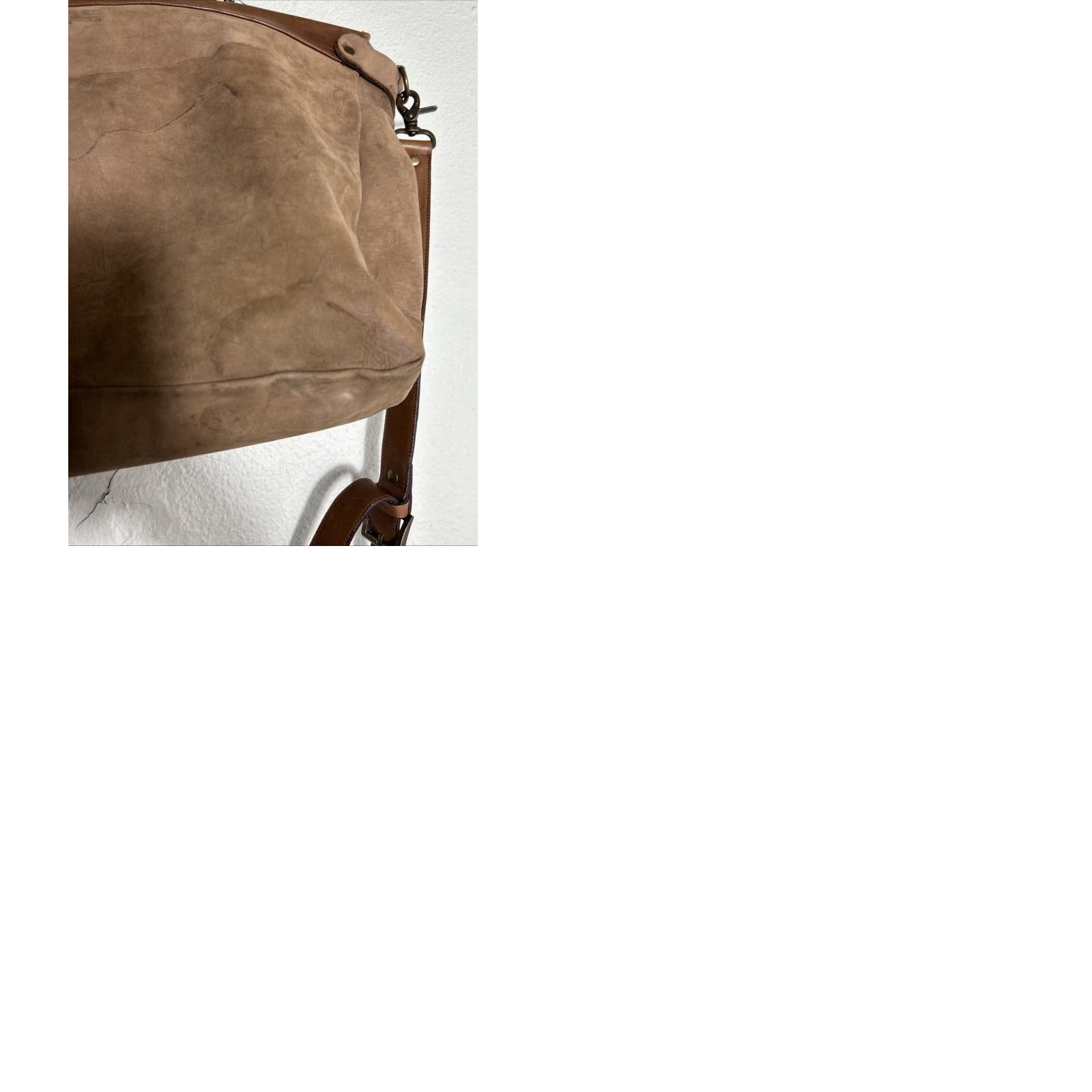 Vintage Vintage Y2K Brown Leather Crossbody Bag 14x11x6 User: Vintage Y2K Brown Leather Crossbody Bag 14x11x6 Size ONE SIZE - 12 Thumbnail