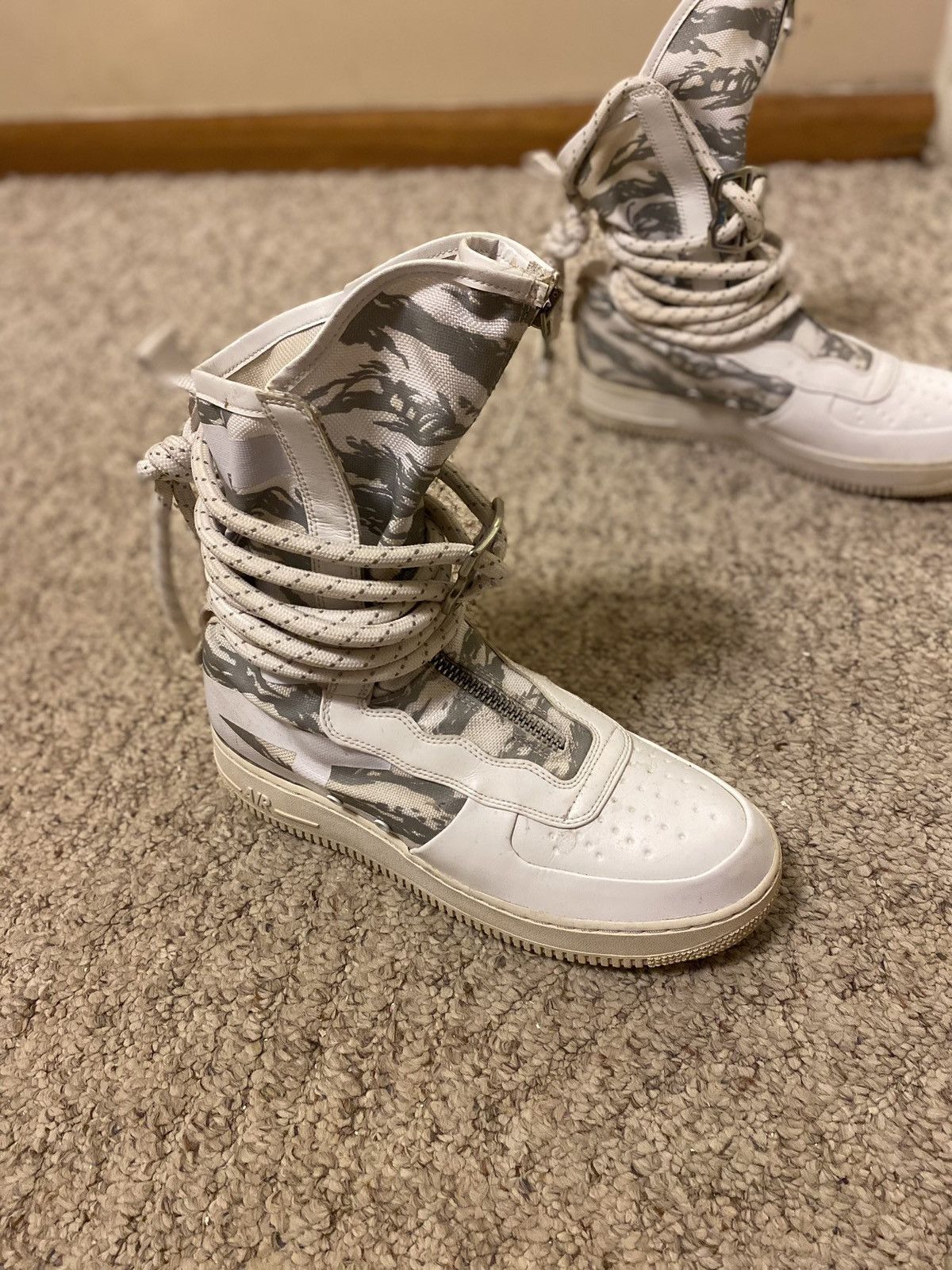 Nike Nike Air Force 1 High ‘Winter Camo’ Size US 11 / EU 44 - 5 Thumbnail