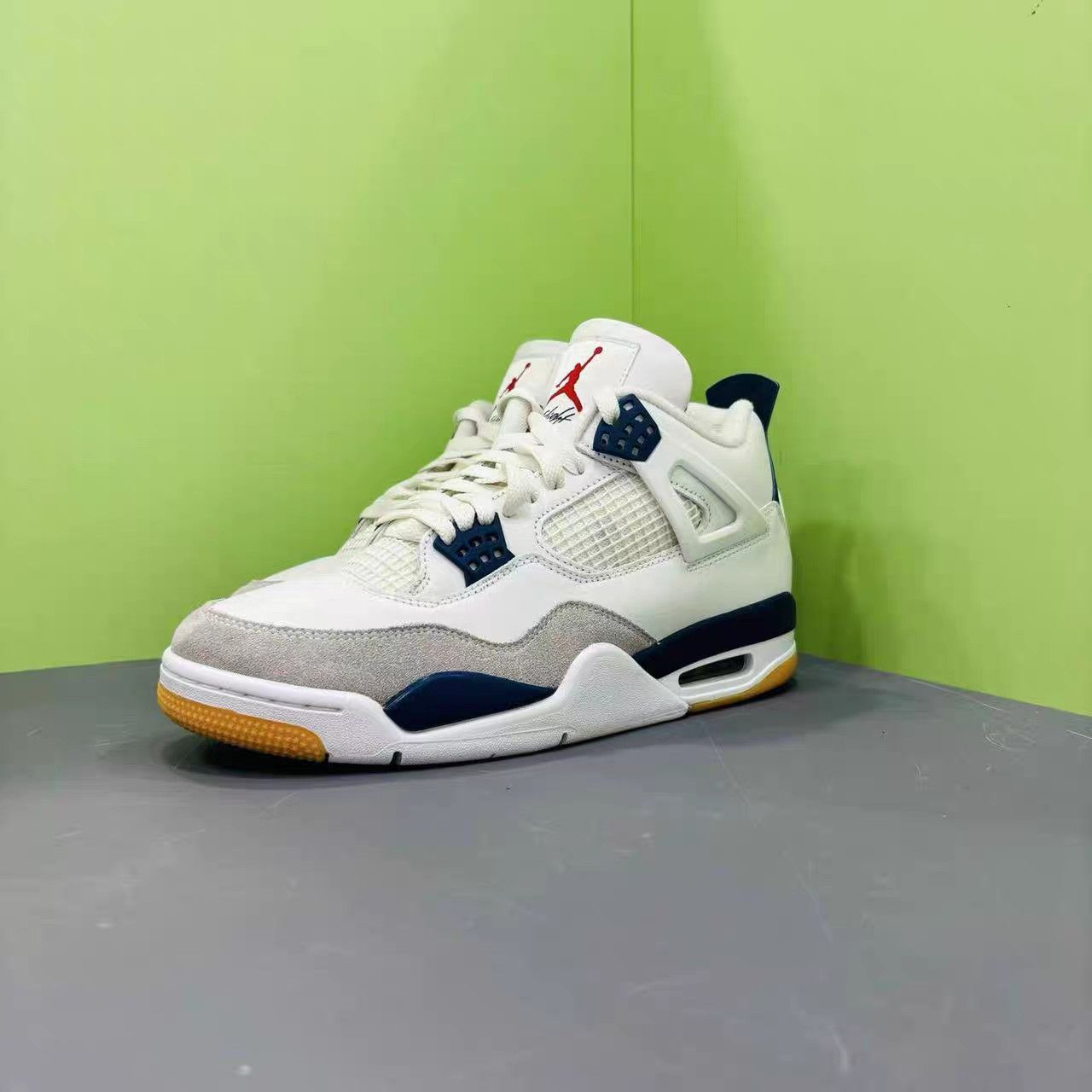 Jordan Brand Air Jordan 4 SB Basketball Shoes K15 Size US 9.5 / EU 42-43 - 1 Thumbnail