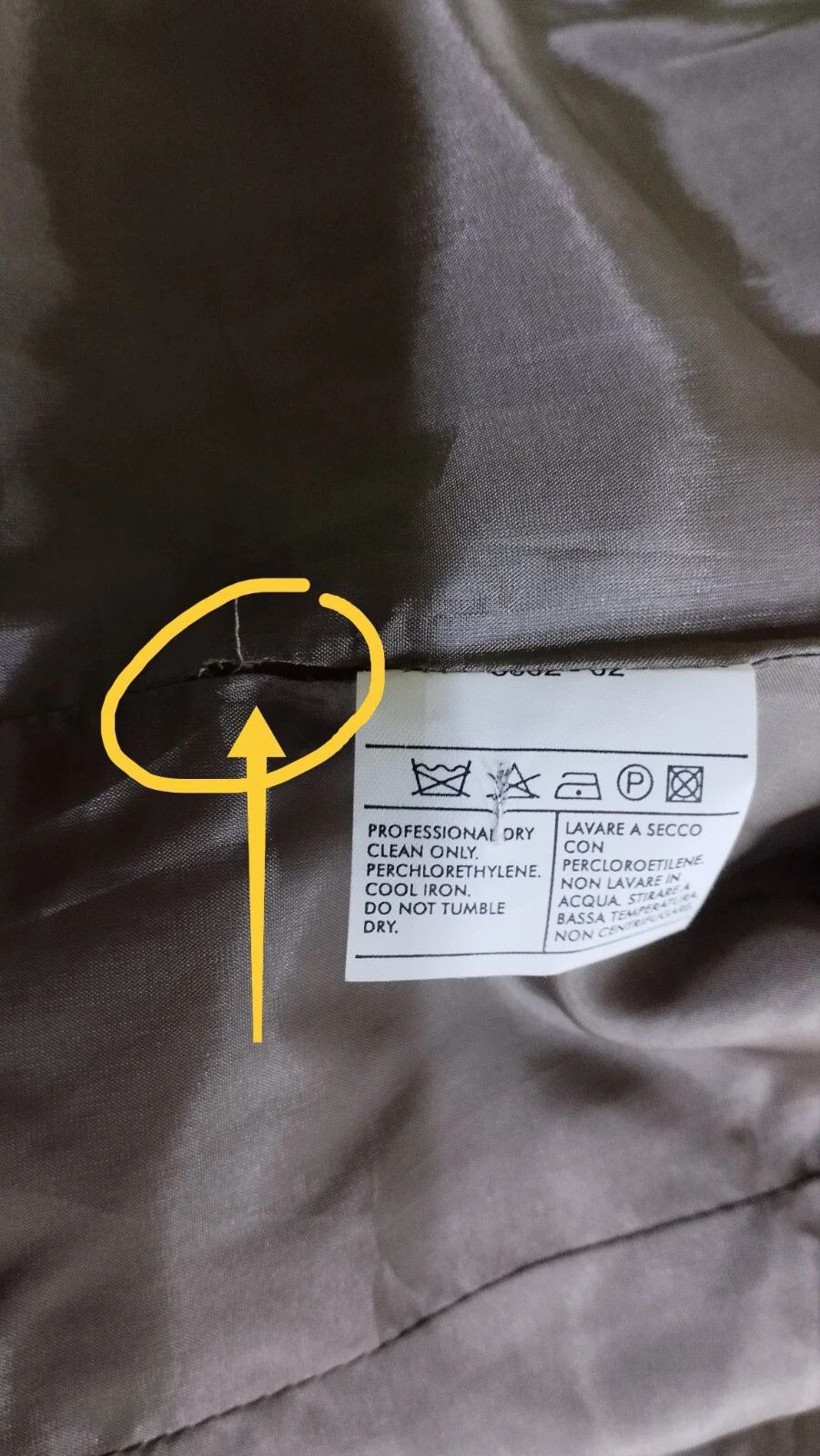Salvatore Ferragamo SALVATORE FERRAGAMO Women Long Sleeve Vtg Tan Jacket Size M / US 6-8 / IT 42-44 - 11 Thumbnail