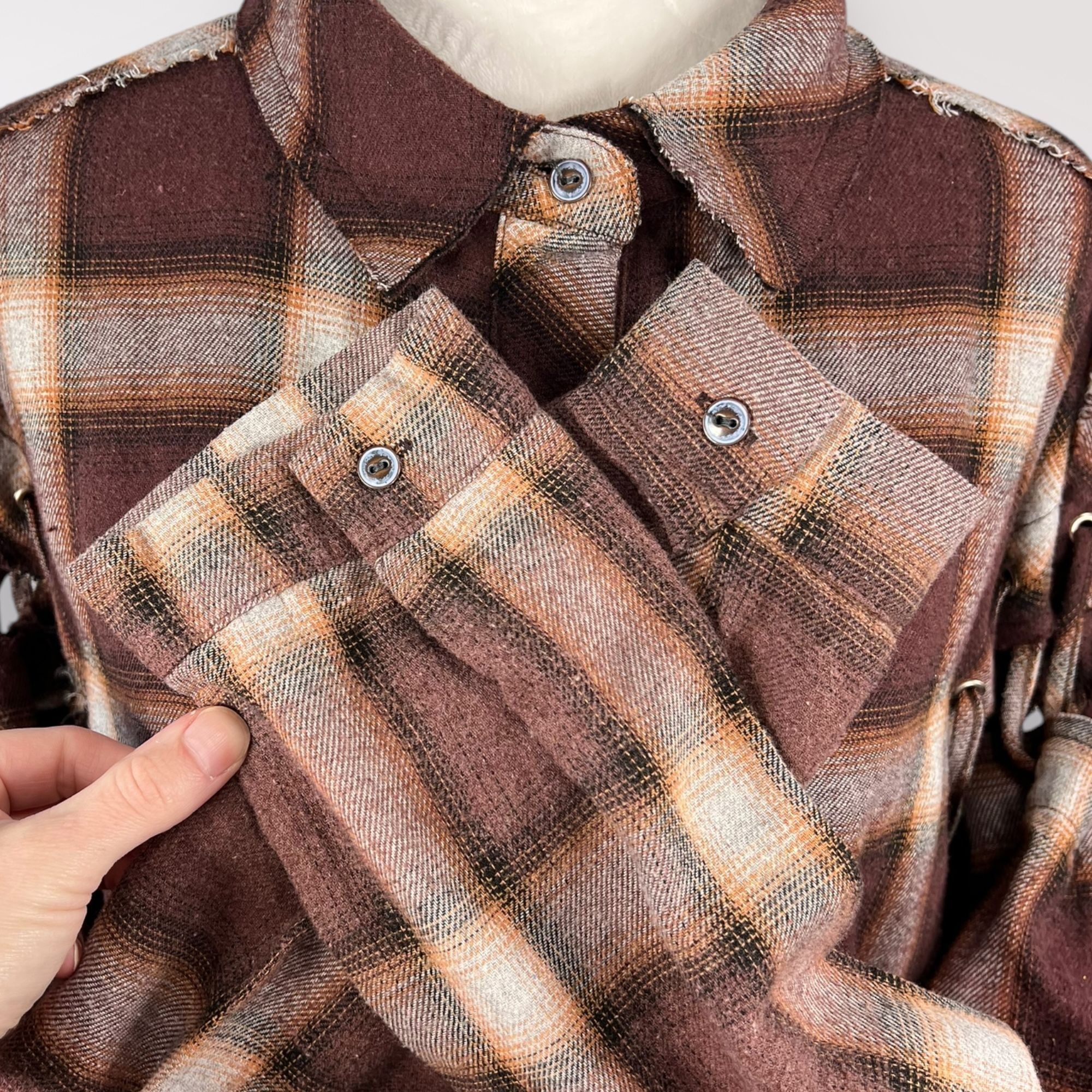 Designer POL Oversized Flannel Shirt Ombré Plaid Distressed Long Slee Size M / US 6-8 / IT 42-44 - 7 Thumbnail