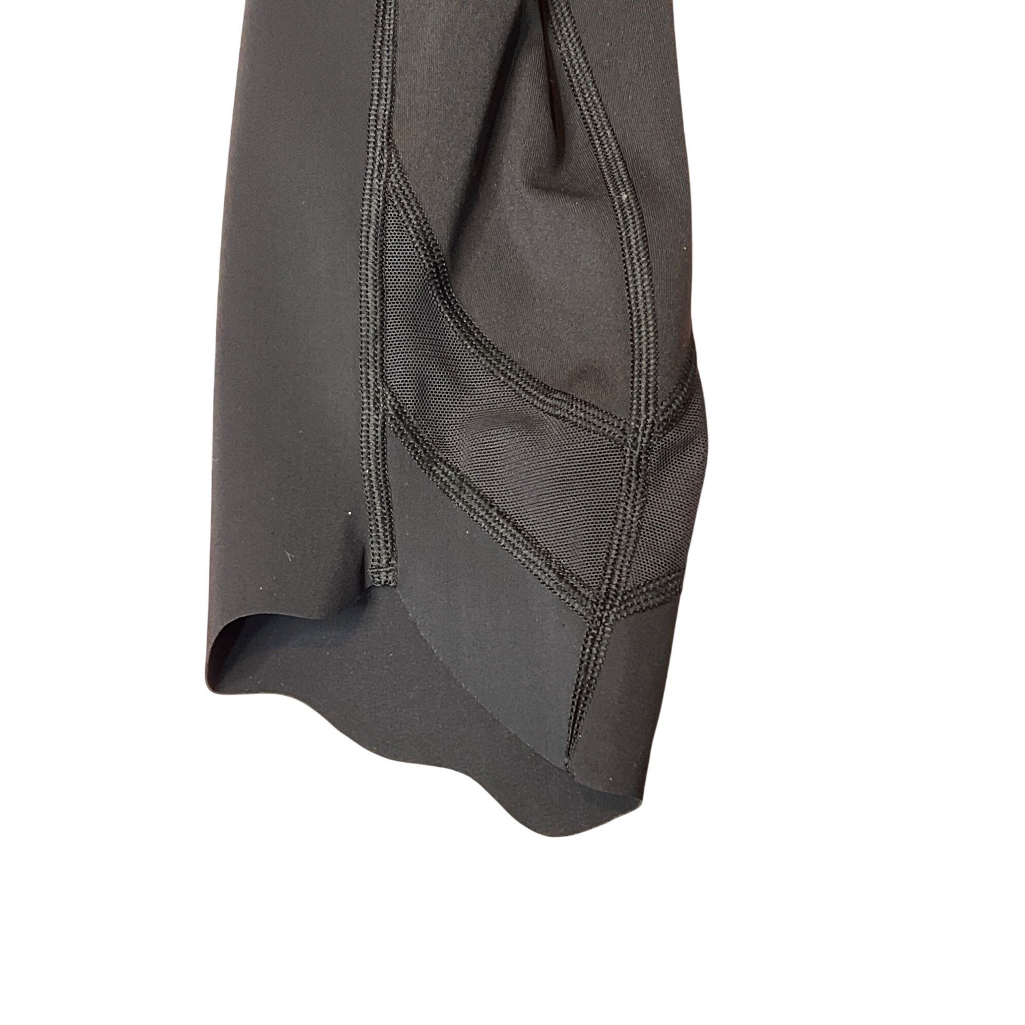 Lululemon Lululemon Black High-Waisted Mesh Panel Crop Leggings Womens Size 28" / US 6 / IT 42 - 3 Thumbnail