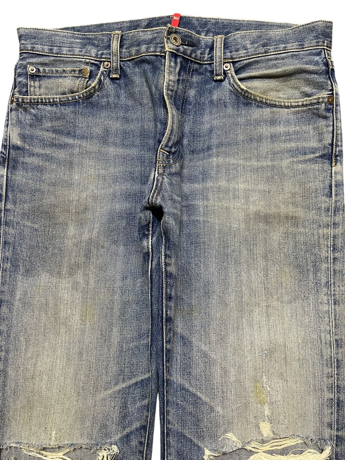 Uniqlo Vintage Japanese Uniqlo Blue Mud Wash Faded Distressed Jeans Size US 33 - 3 Thumbnail