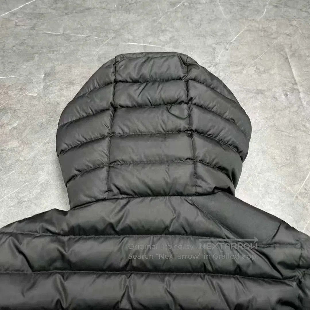 Moncler moncler ski series zip sleeve down jacket. Size US S / EU 44-46 / 1 - 3 Thumbnail