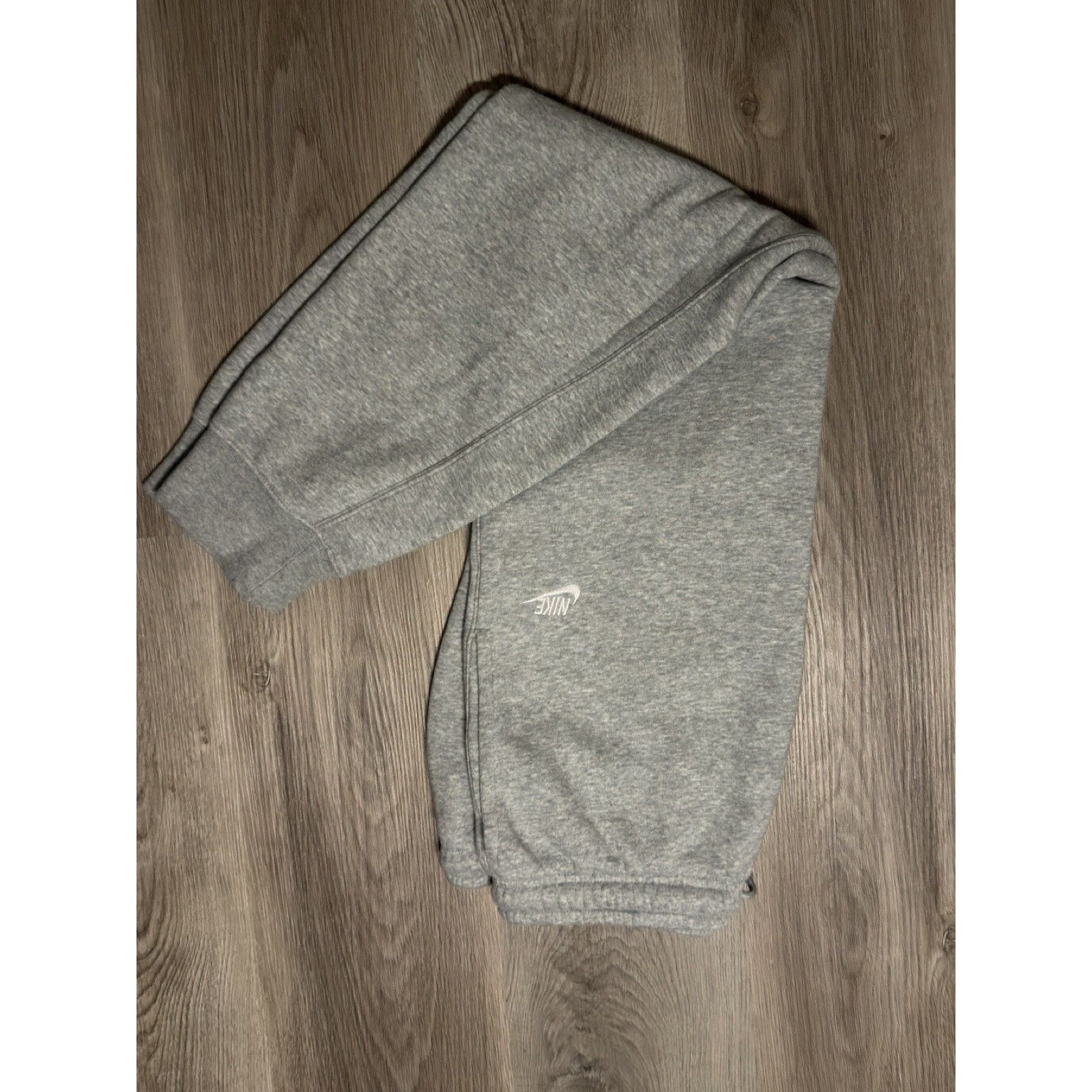 Nike Nike Men's Gray Sweatpants Tapered Pants (J27) Size US 30 / EU 46 - 4 Thumbnail