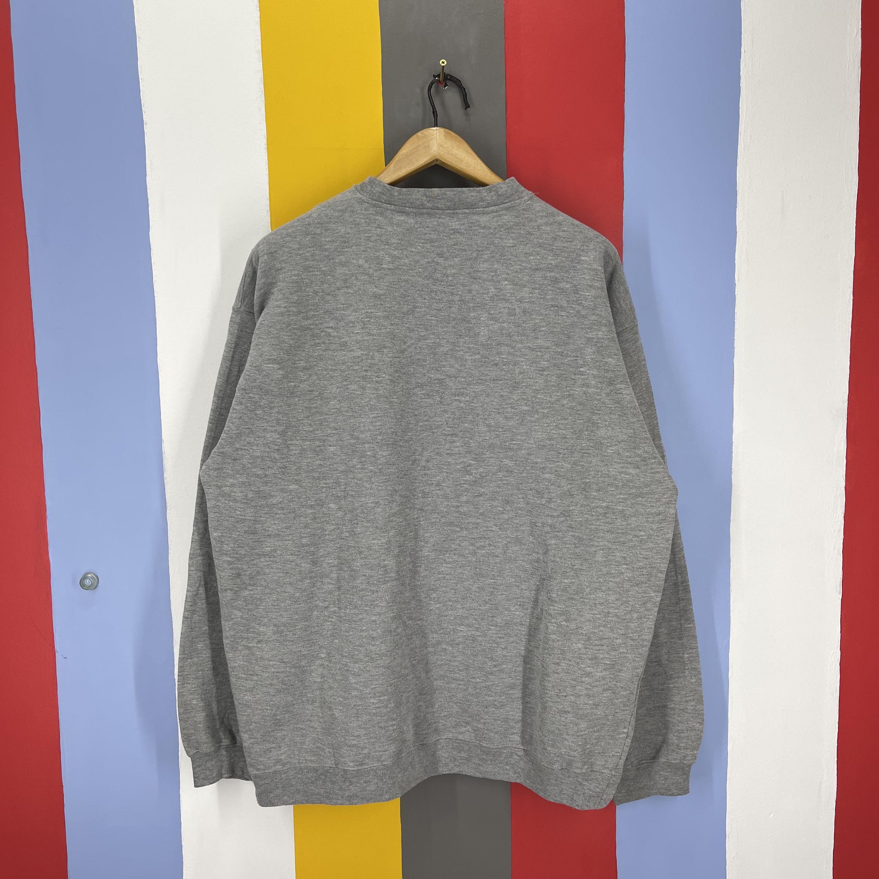 X-LARGE X LARGE Made In Russia Crew Neck Sweatshirt #1372/AV Size US XL / EU 56 / 4 - 7 Thumbnail