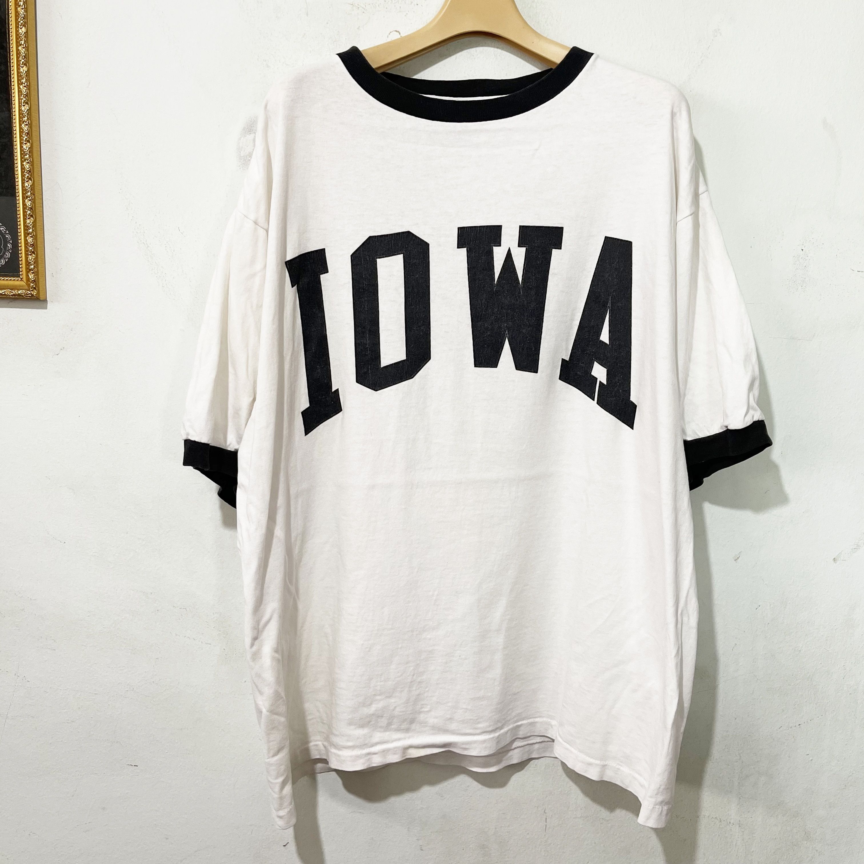 Vintage Vintage 90s IOWA Ringer Tee Size US L / EU 52-54 / 3 - 1 Thumbnail