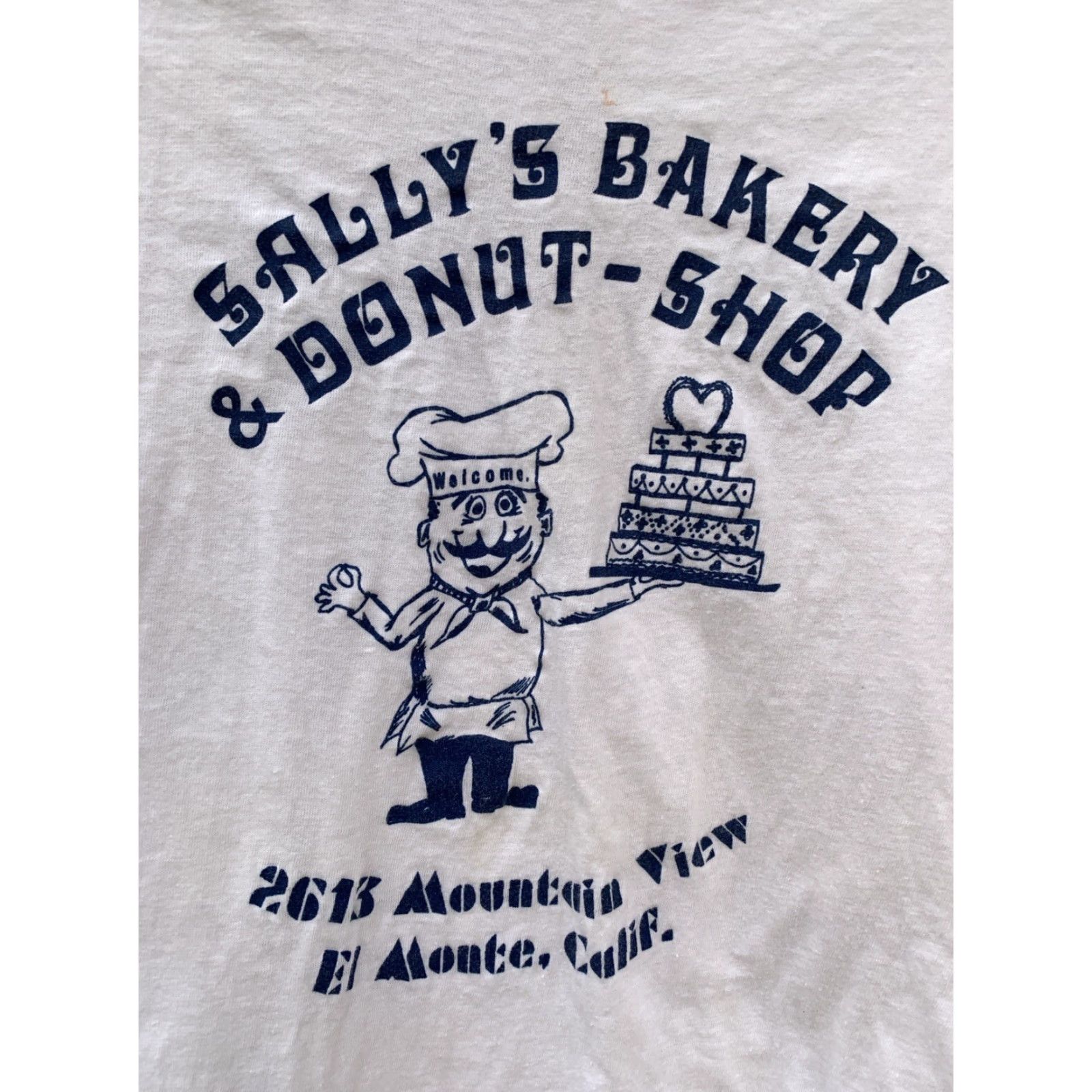 Vintage VINTAGE Screen Stars T-Shirt Men M Blue California Sally’s Bakery & Donut Shop El Monte Calif 1980s Graphic Print Cotton Size US M / EU 48-50 / 2 - 6 Thumbnail