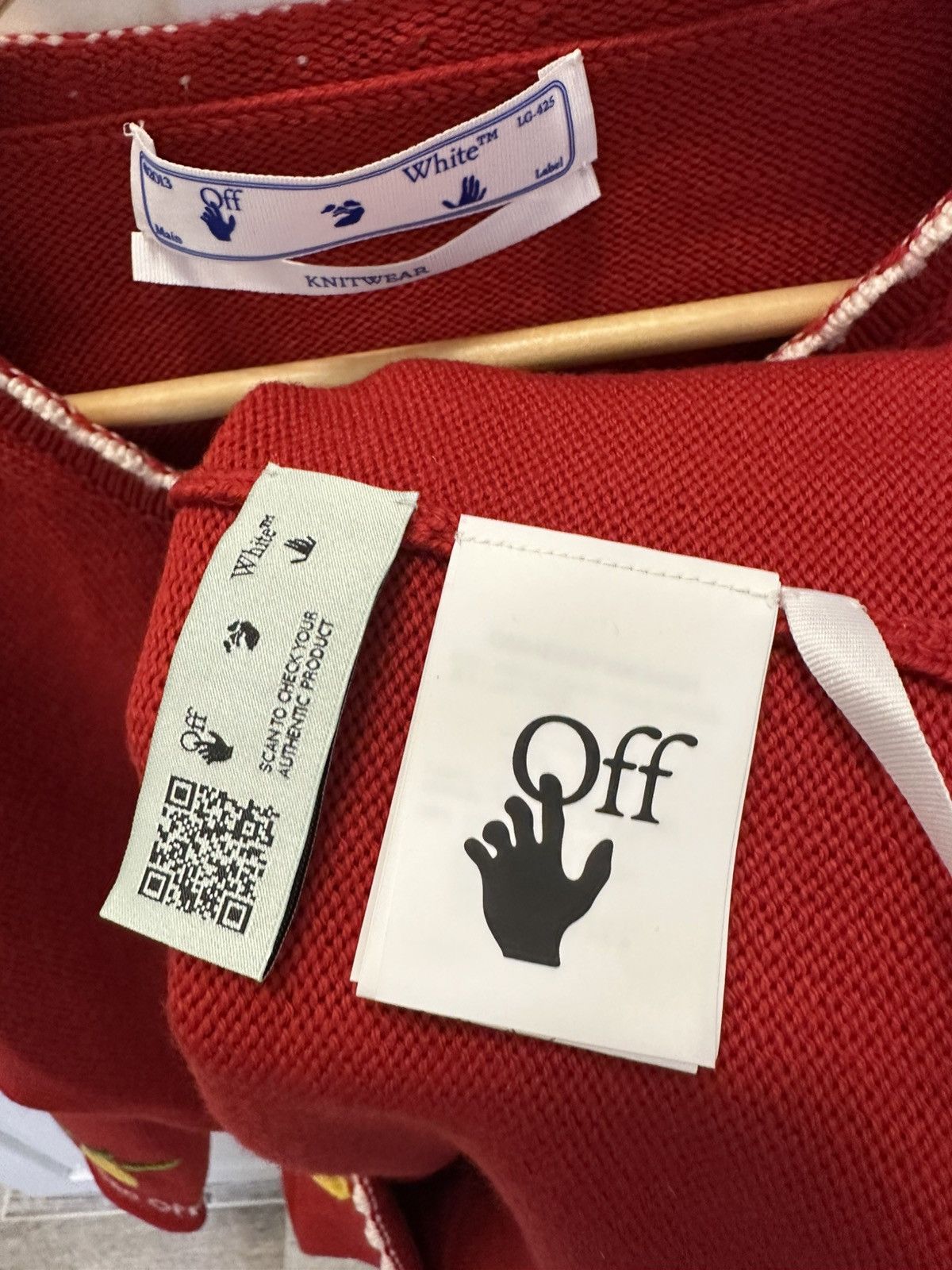 Off-White Off White Knitted Pullover 100%Wool Size US XL / EU 56 / 4 - 4 Thumbnail