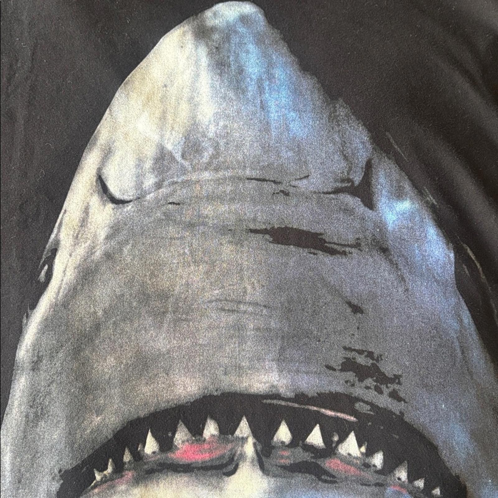 Givenchy Givenchy Shark Print Columbian Fit T-Shirt Black Size S Size US S / EU 44-46 / 1 - 8 Thumbnail