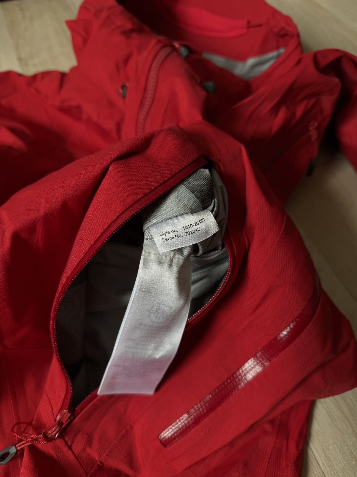 Mammut Mammut Masao Hooded Red Outdoor Jacket hiking trekking ski Size US M / EU 48-50 / 2 - 20 Thumbnail