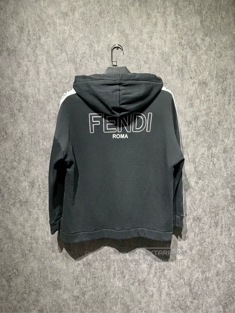 Fendi Fendi Hooded Zippered Logo Jacket Size M / US 6-8 / IT 42-44 - 2 Thumbnail