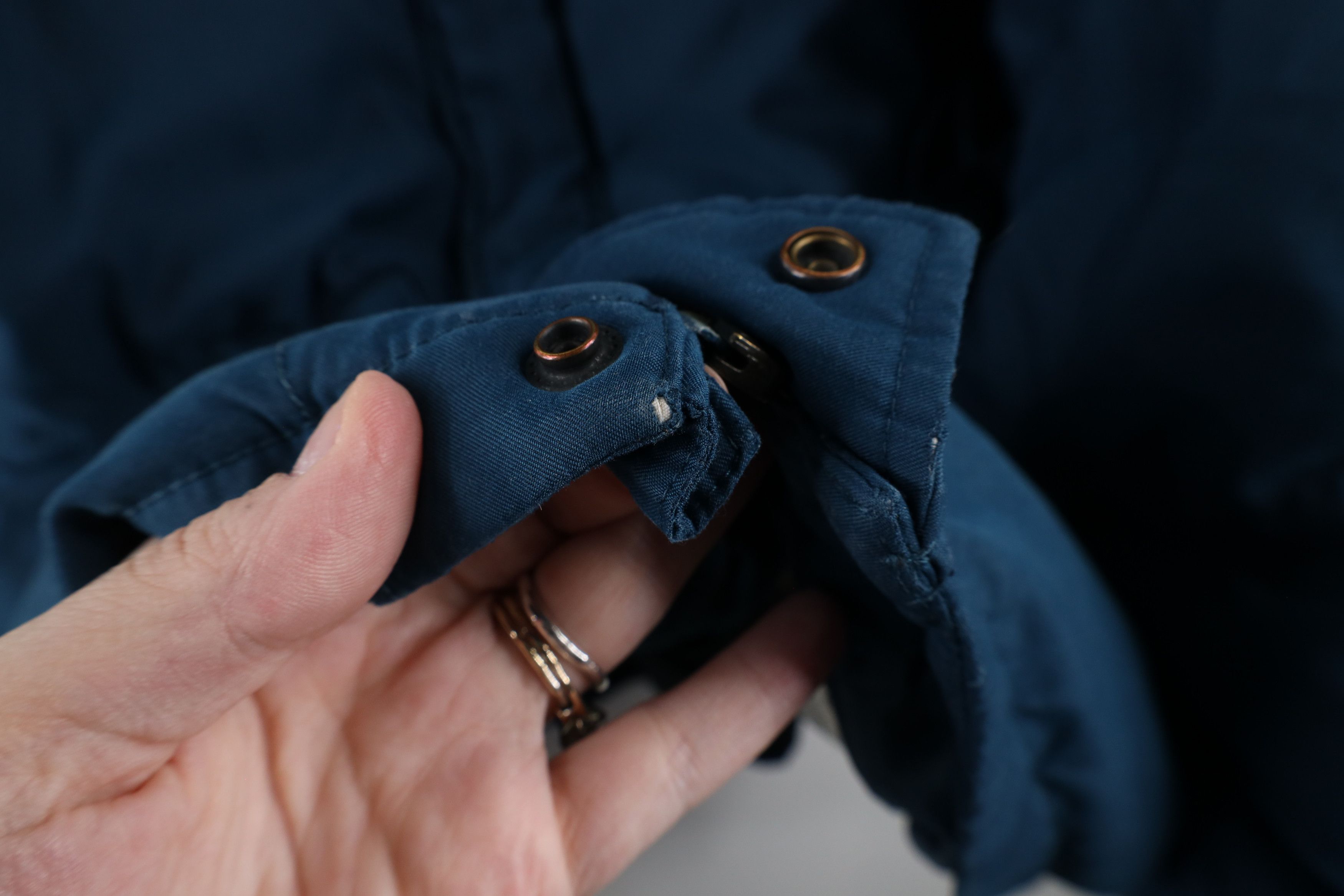 Eddie Bauer × Vintage Vintage Eddie Bauer Spell Out 550 Down Fill Puffer Jacket Size US XXL / EU 58 / 5 - 5 Thumbnail