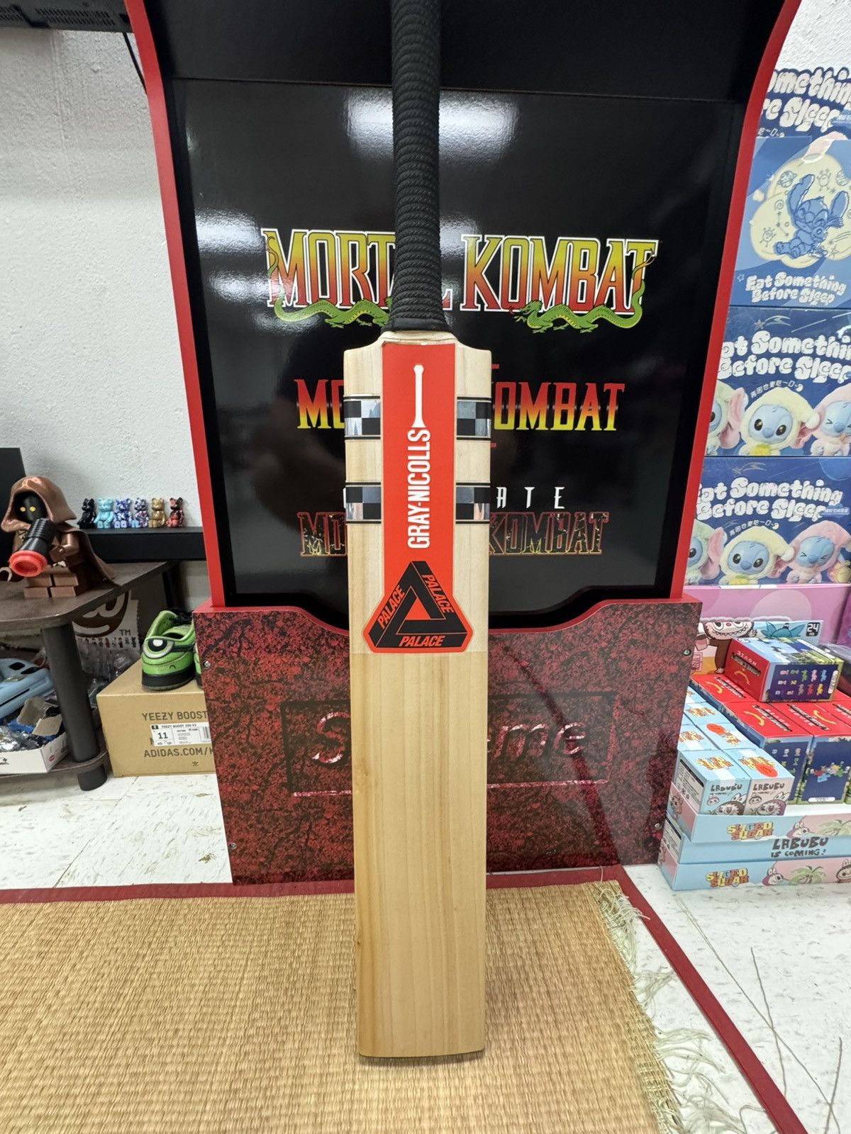 Palace Palace Cricket Bat Size ONE SIZE - 3 Thumbnail