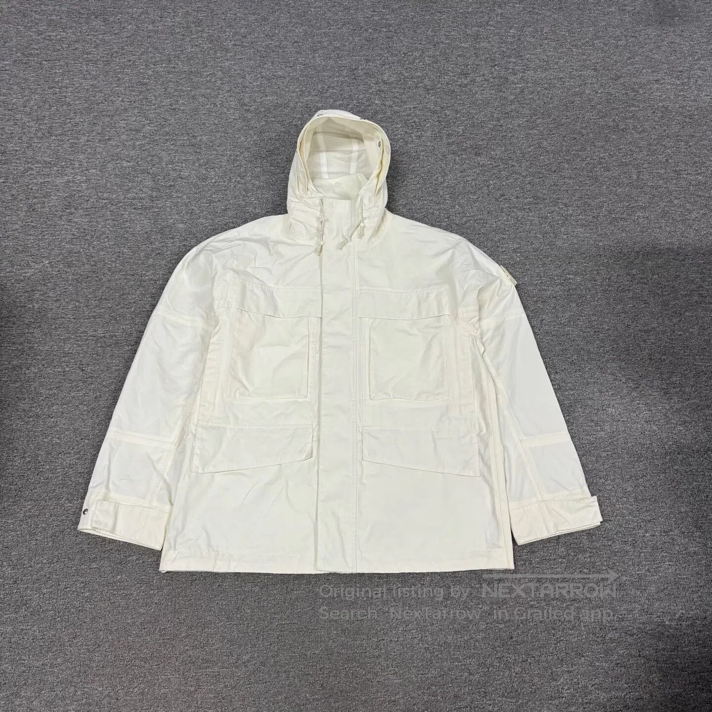 Stone Island STONE ISLAND White Ghost Multi-Pocket Functional Windproof Size US S / EU 44-46 / 1 - 1 Thumbnail