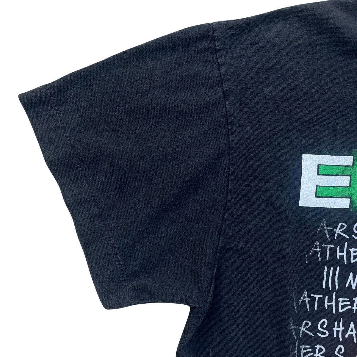 Eminem Vintage Eminem Criminal 2000 Rap T-Shirt Size Large Reprint Size US L / EU 52-54 / 3 - 4 Thumbnail