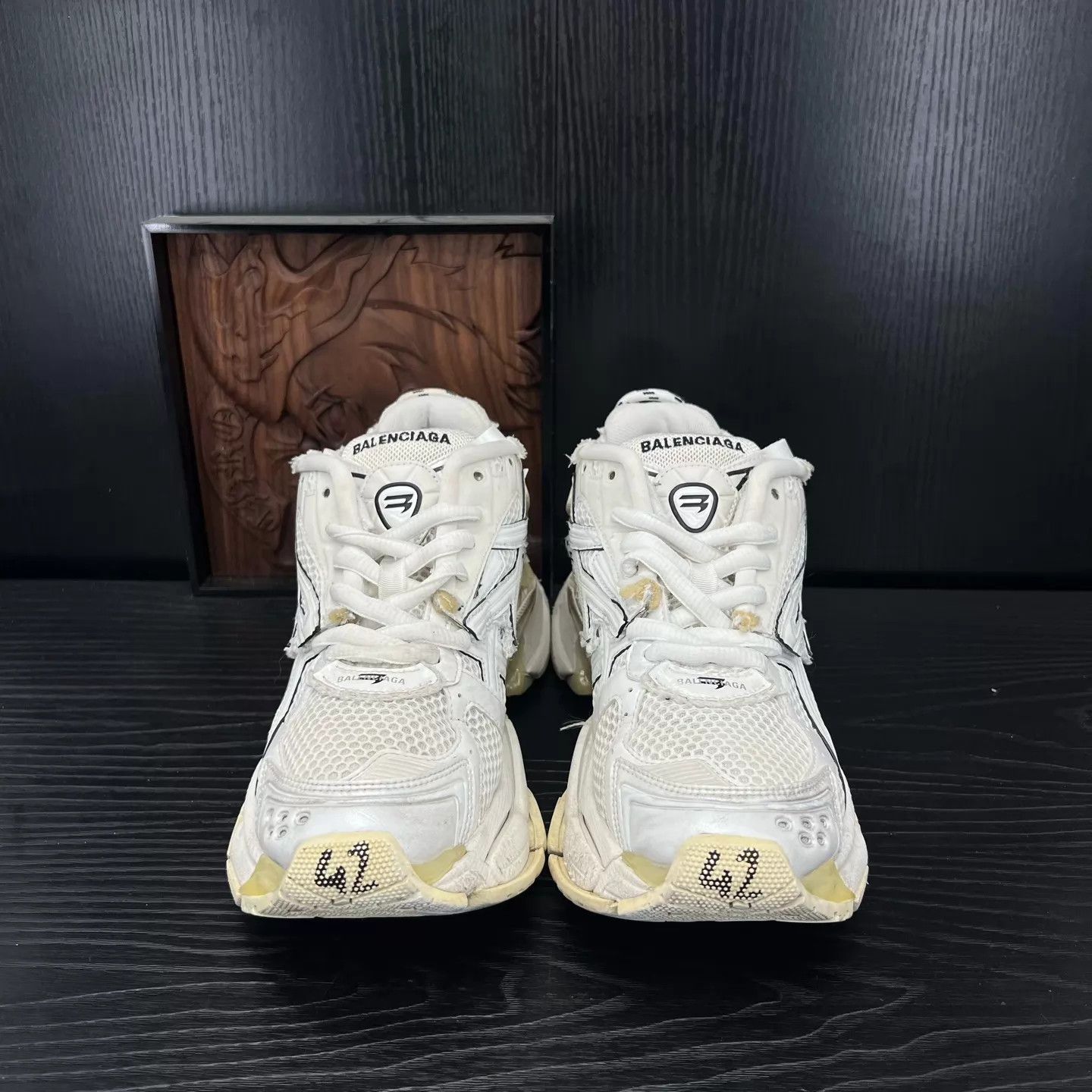 Balenciaga Balenciaga Runner White 42 Side Sponge Wear Size US 9 / EU 42 - 7 Thumbnail
