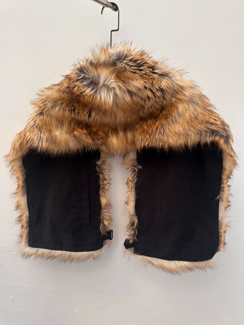 Dries Van Noten Dries van noten 20 Aw fur shawl Size ONE SIZE - 3 Thumbnail