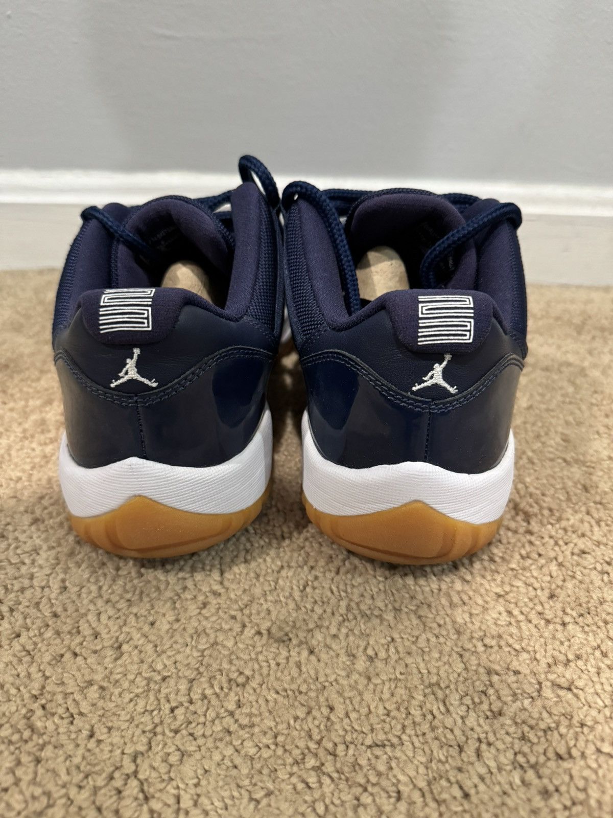 Jordan Brand Jordan 11 Low Navy Gum 2016 Size US 10 / EU 43 - 3 Thumbnail