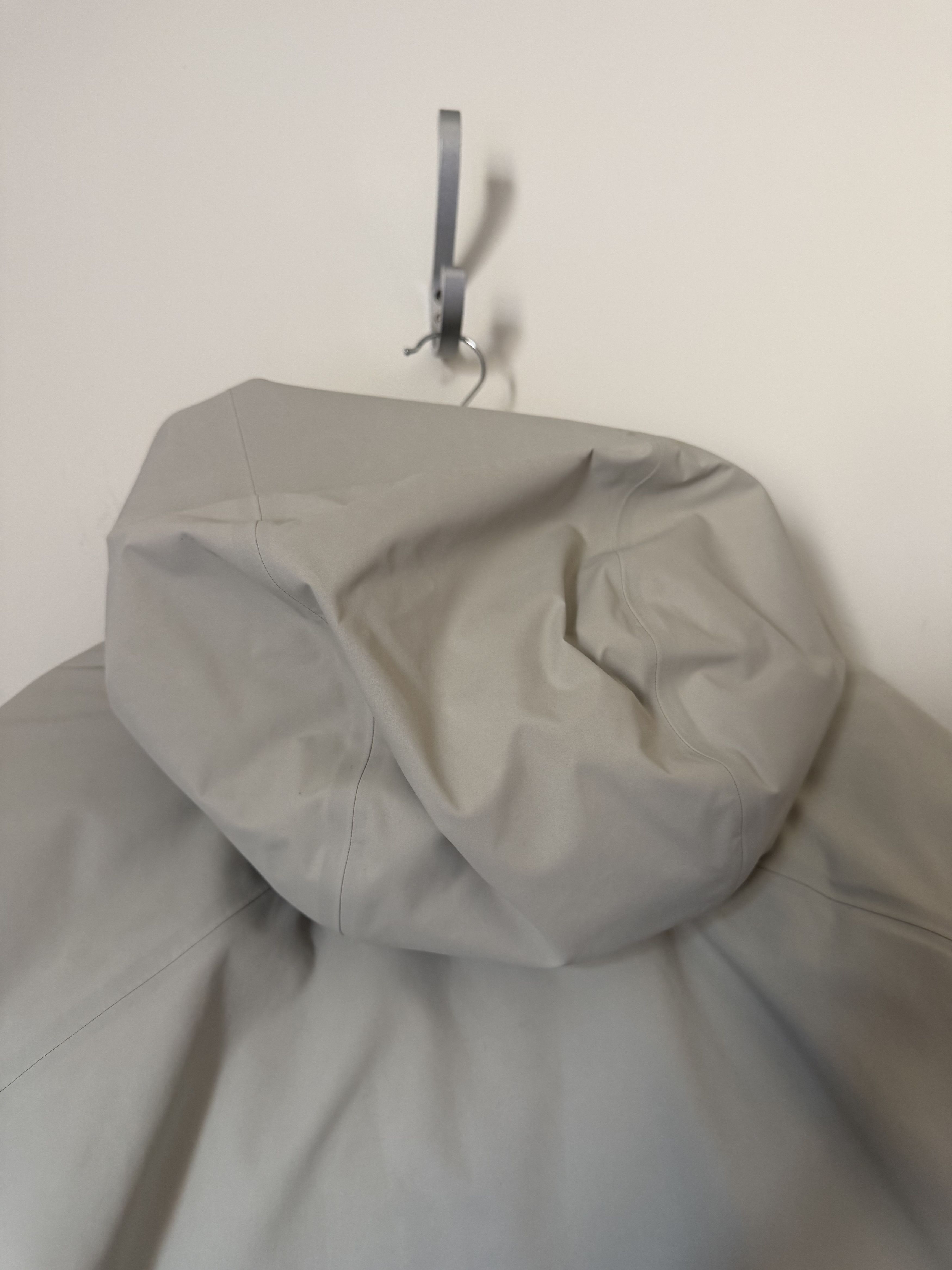 Veilance Arc'Teryx Veilance Sorin Down Jacket in Dark Cocoon White Size US XL / EU 56 / 4 - 6 Thumbnail