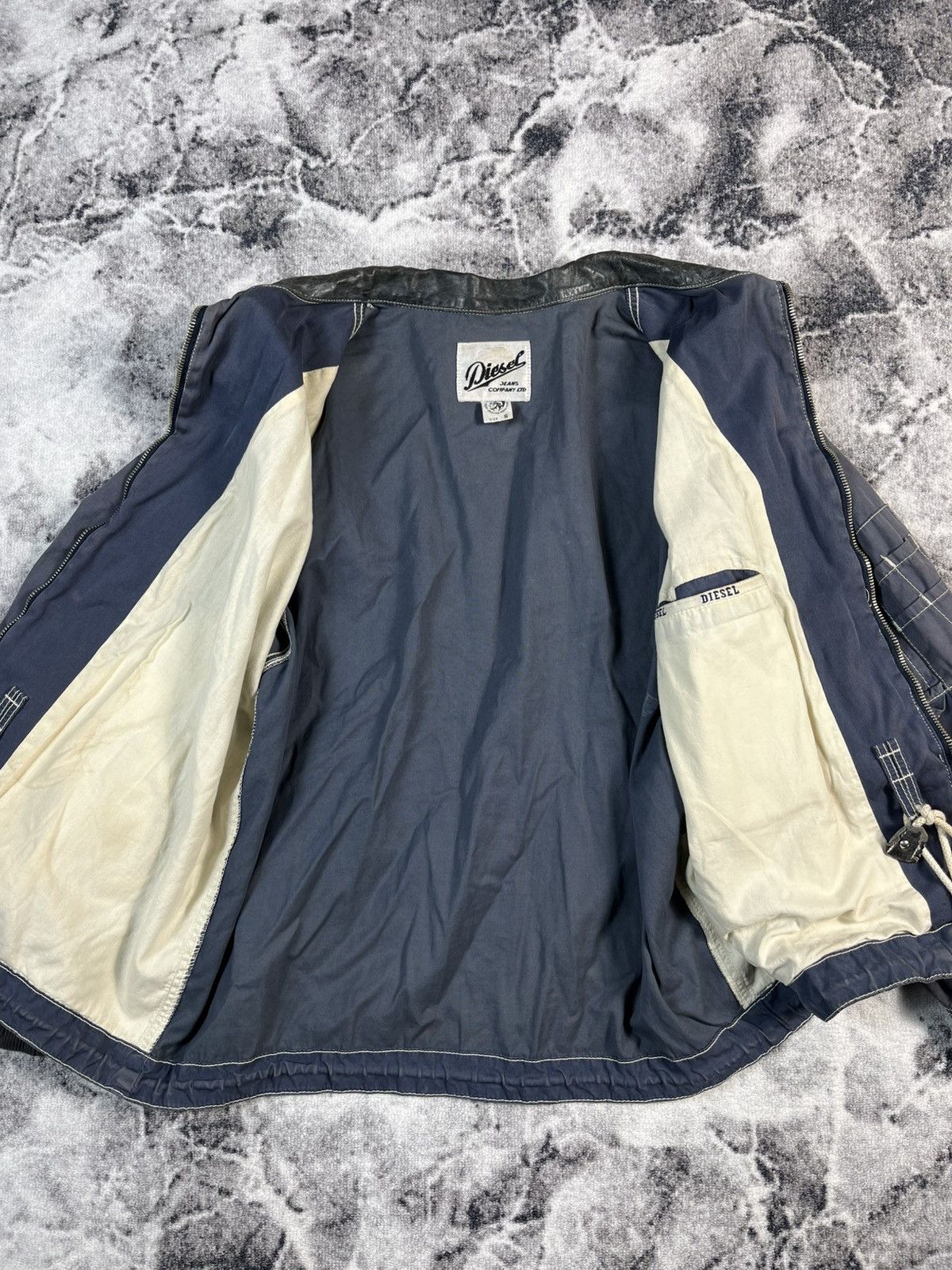 Diesel Vintage Diesel Distressed Faded Jacket Y2K Workwear Style Size US S / EU 44-46 / 1 - 9 Thumbnail