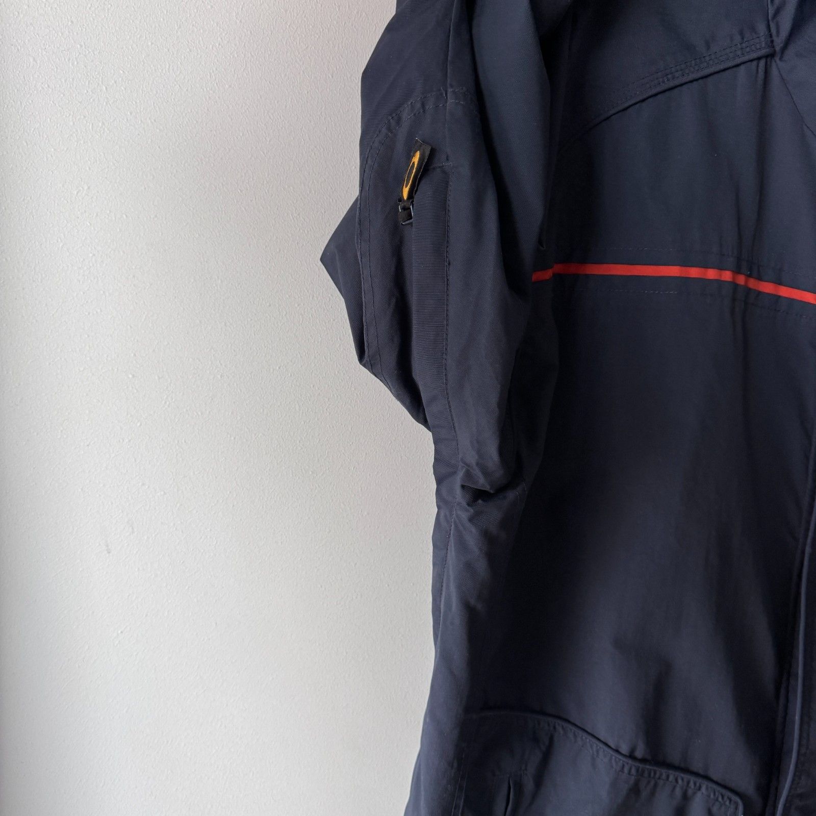 Oakley Oakley Software Ski Jacket Vintage Waterproof Outdoor Size US L / EU 52-54 / 3 - 12 Thumbnail