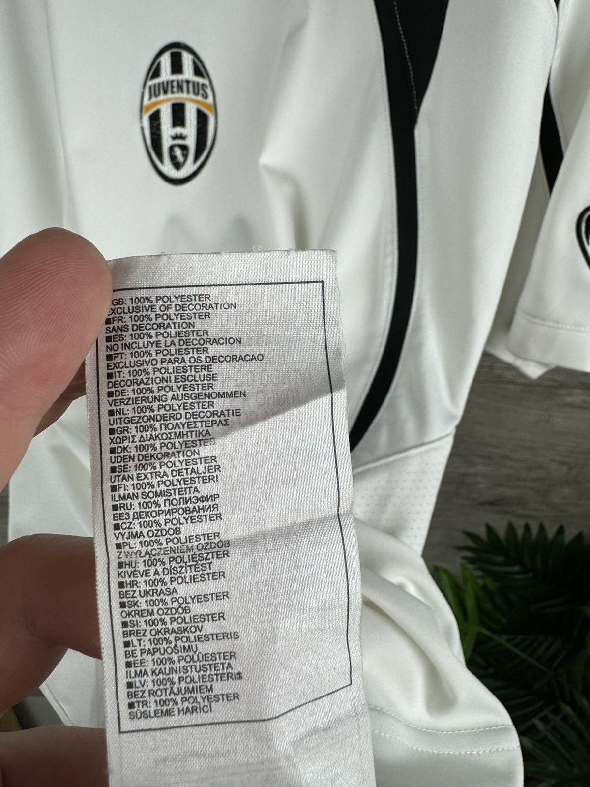Nike 2005/06 JUVENTUS Soccer jersey NIKE Size M Size US M / EU 48-50 / 2 - 8 Thumbnail