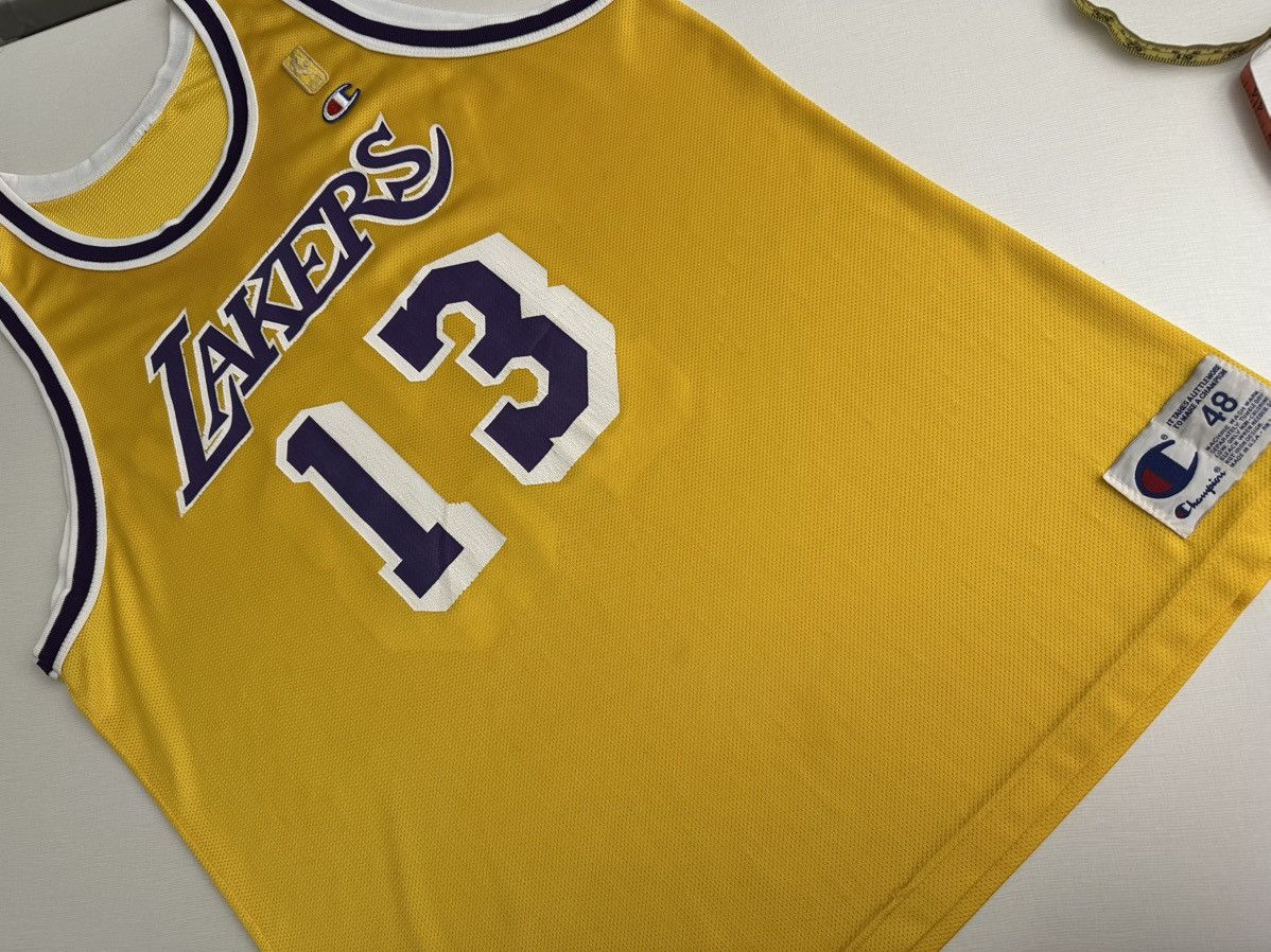 Champion × NBA × Vintage 90s Lakers Wilt Chamberlain Gold NBA Logo Champion Jersey Size US XL / EU 56 / 4 - 24 Thumbnail