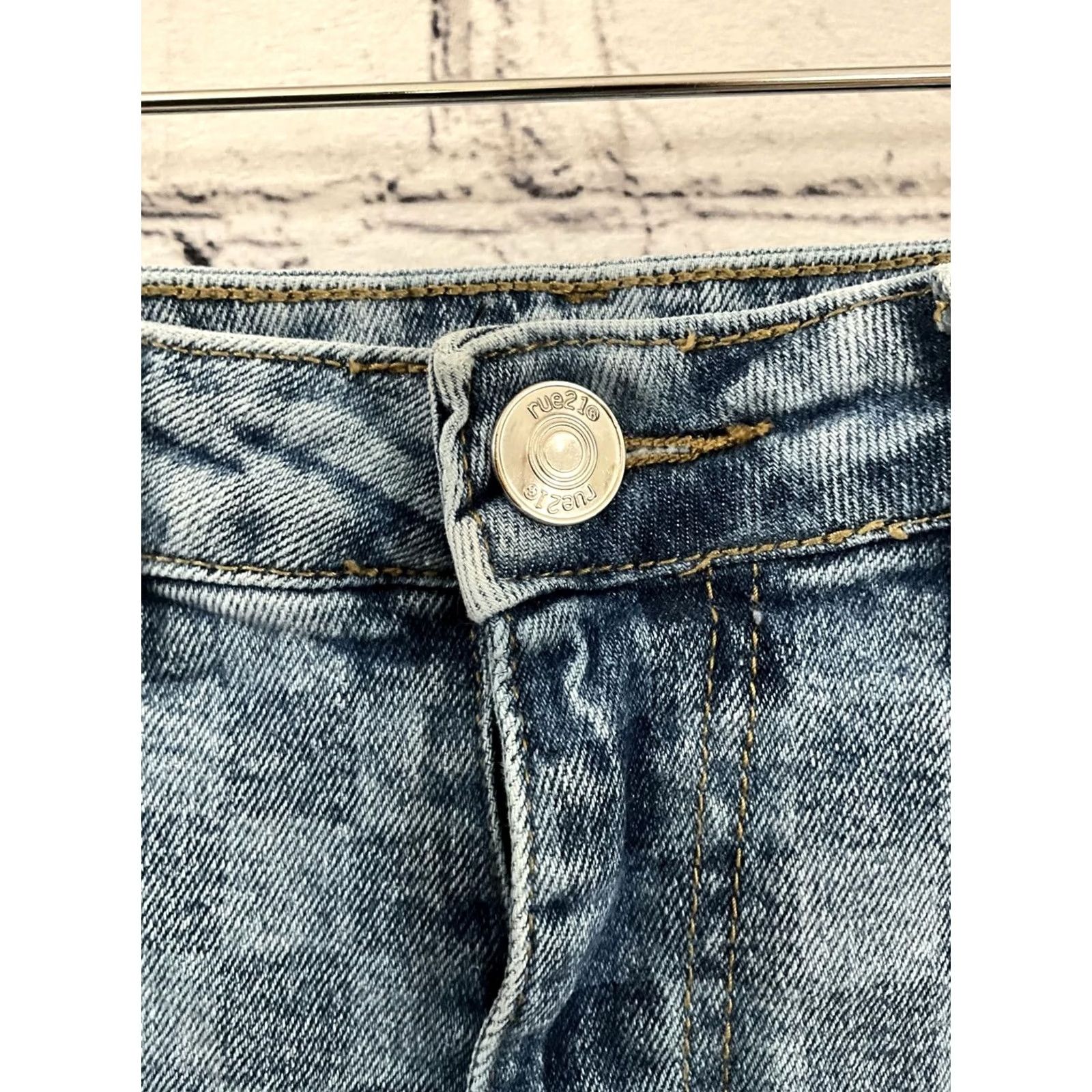 Vintage rue21 Checkered Pattern Jeans Women's Size 2 25 in Inseam 26 Casual Denim Button Zip Light Blue Multiple Pockets Regular Pant Womens Jeans Size 42" / US 20 - 5 Thumbnail