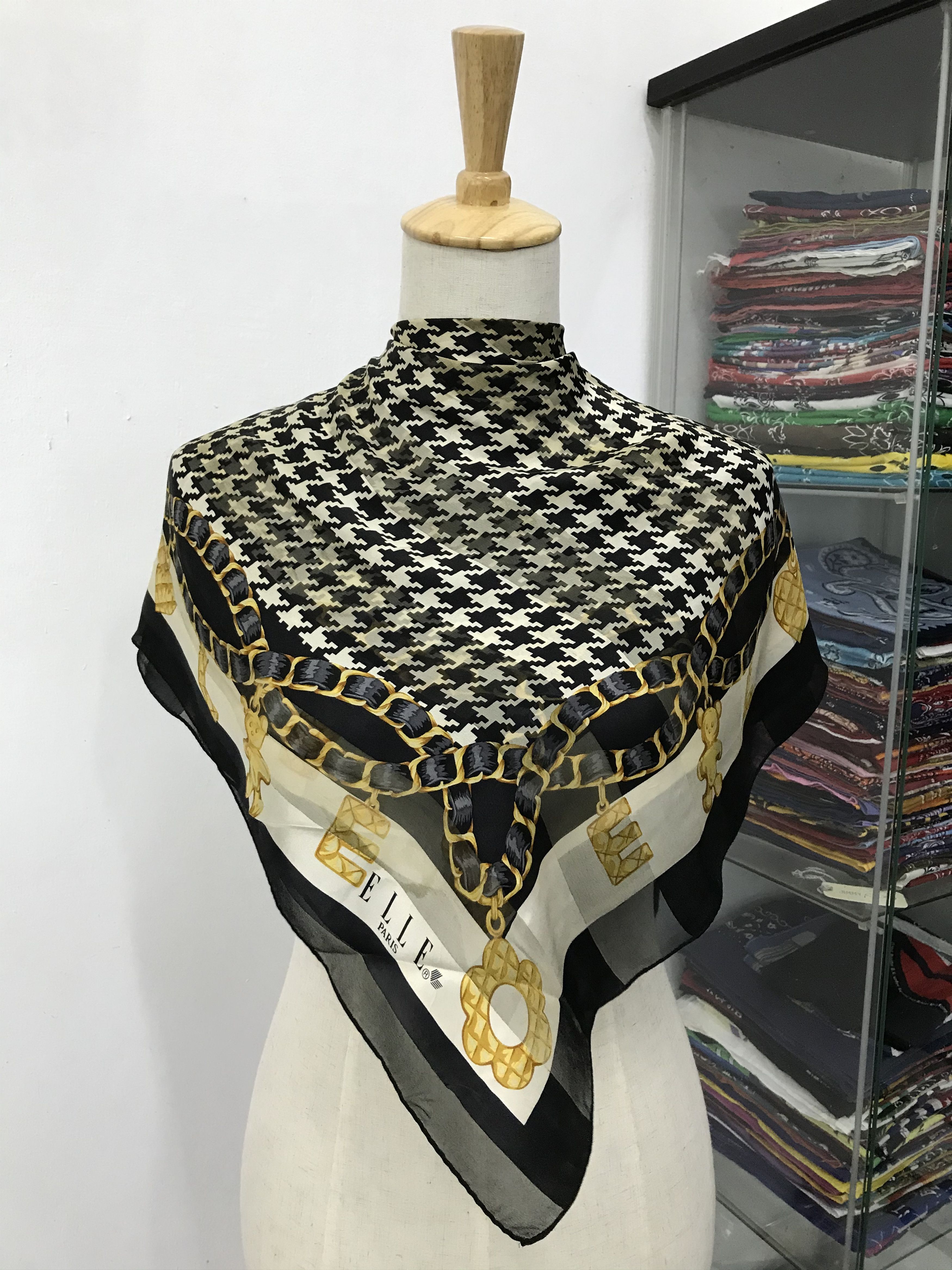Vintage Vintage Elle Silk Scarf Size ONE SIZE - 1 Thumbnail