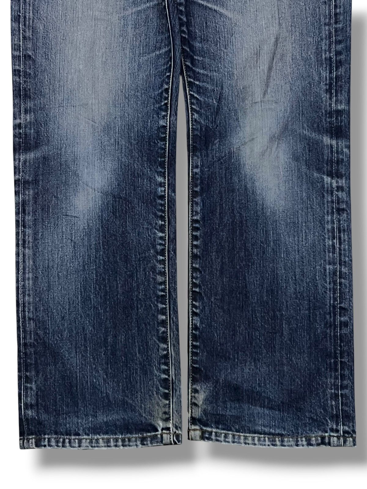 Uniqlo Vintage Uniqlo UJ S002 Japan - Faded Wash, Distressed Denim Size US 34 / EU 50 - 6 Thumbnail