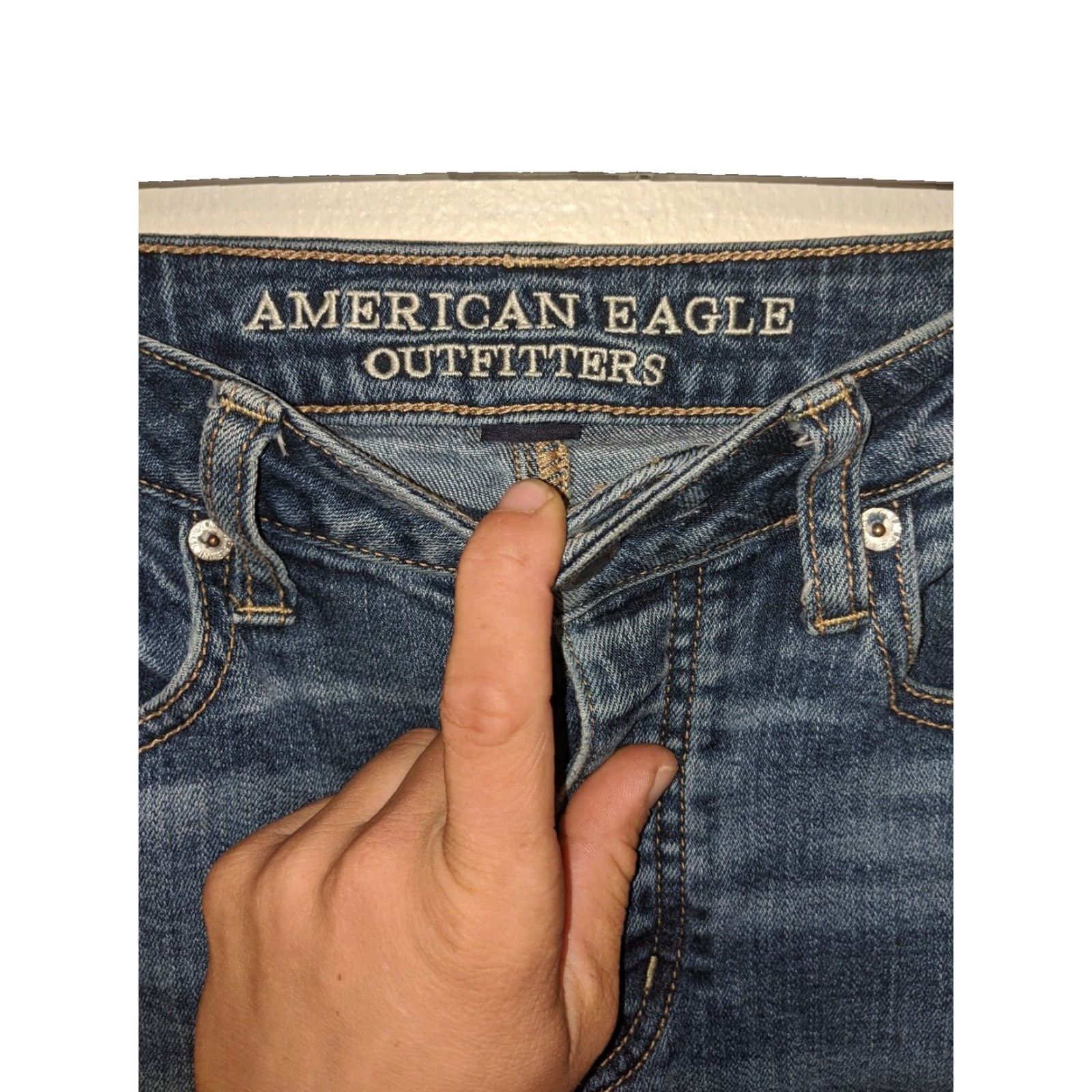 American Eagle Outfitters VINTAGE American Eagle Outfitters Jeans Crop Cropped High Rise Skinny 0 Womens 24 Inseam 25 Blue Denim 99% cotton 1% elastane N/A Size 25" / US 0 / IT 36 - 3 Thumbnail