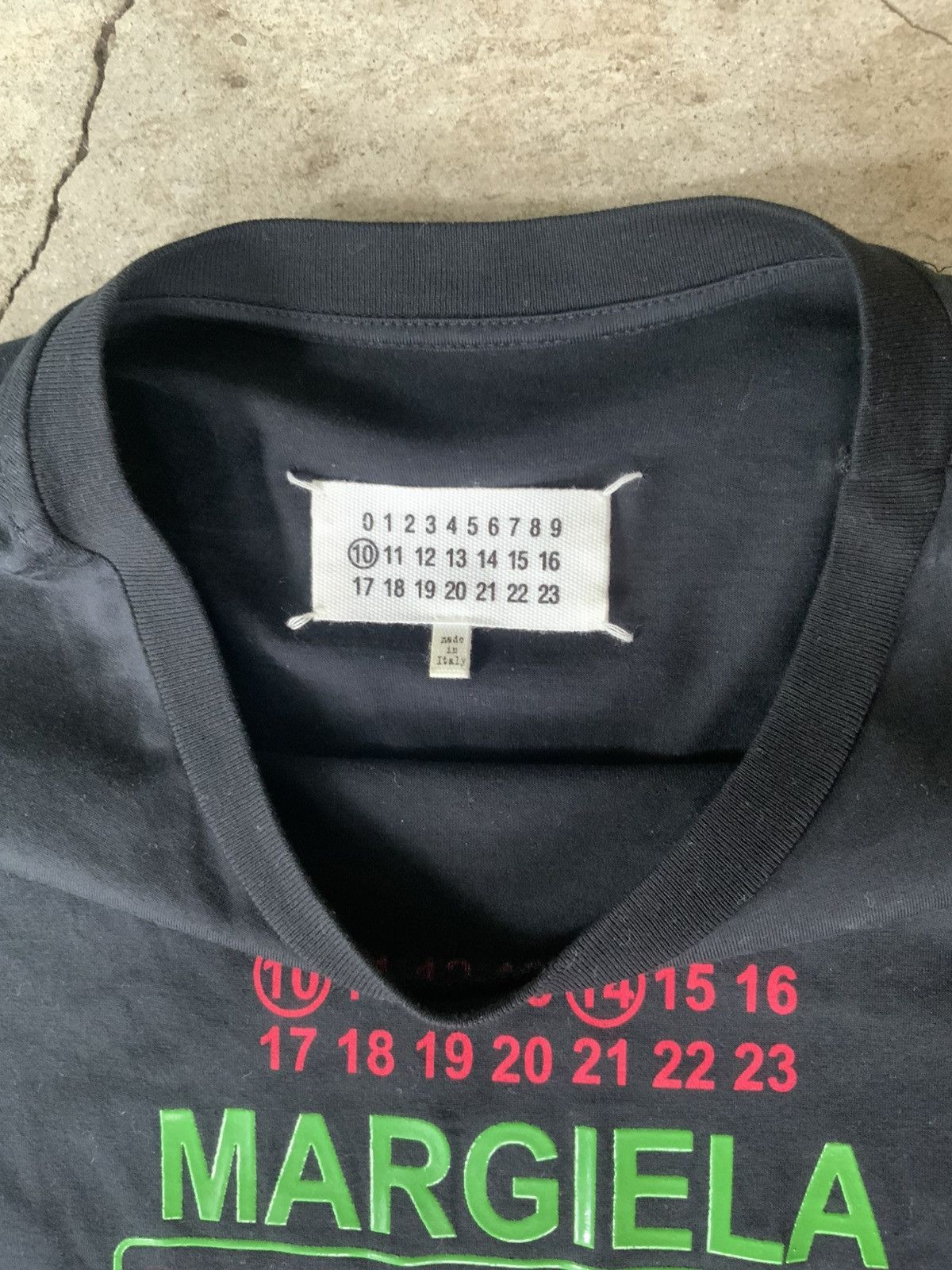 Maison Margiela MAISON MARGIELA FASHION AID KIT TEE Size US M / EU 48-50 / 2 - 2 Thumbnail