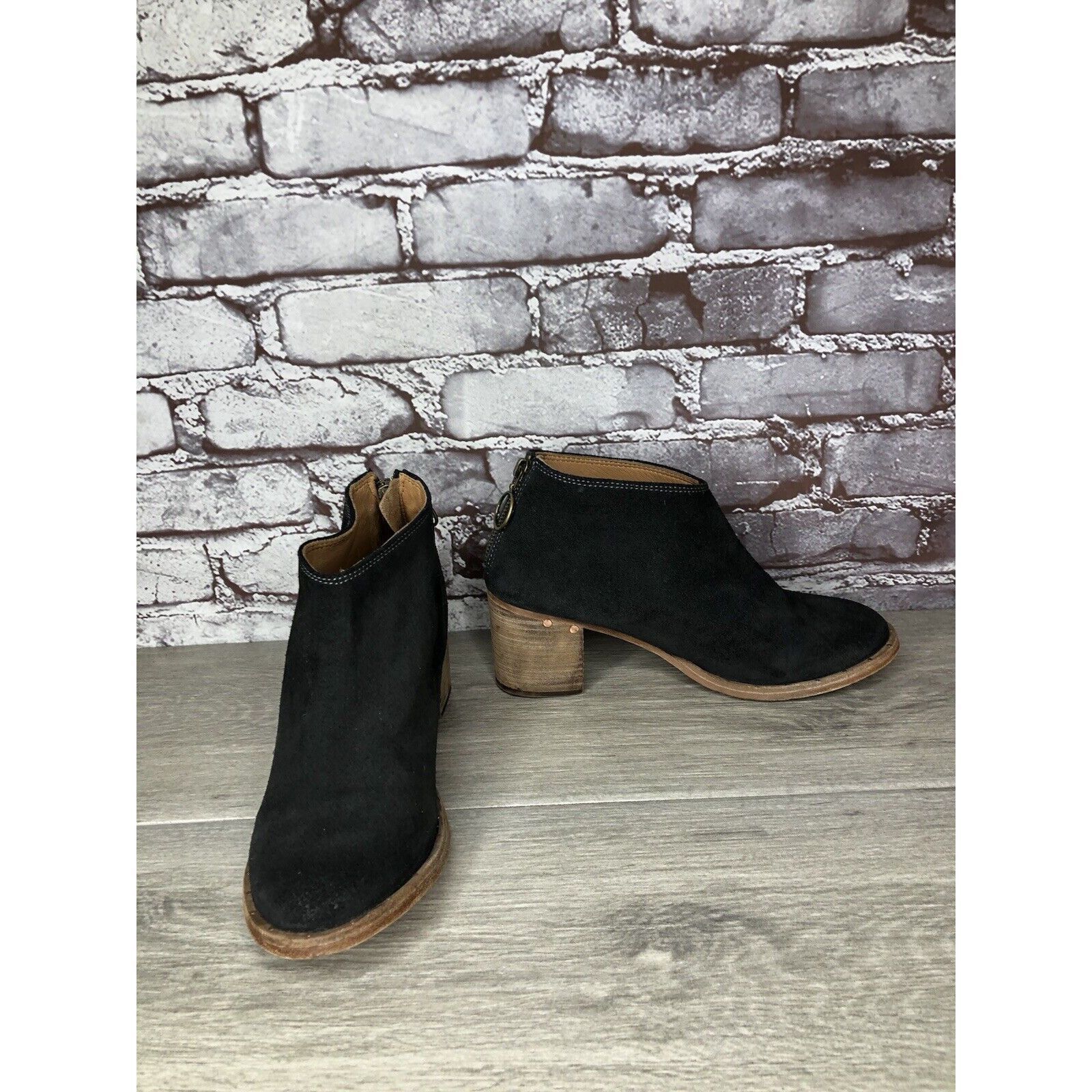 beek BEEK Falcon Black Suede Leather Back Zip Stacked Heel Bootie Size US 7 / IT 37 - 11 Thumbnail