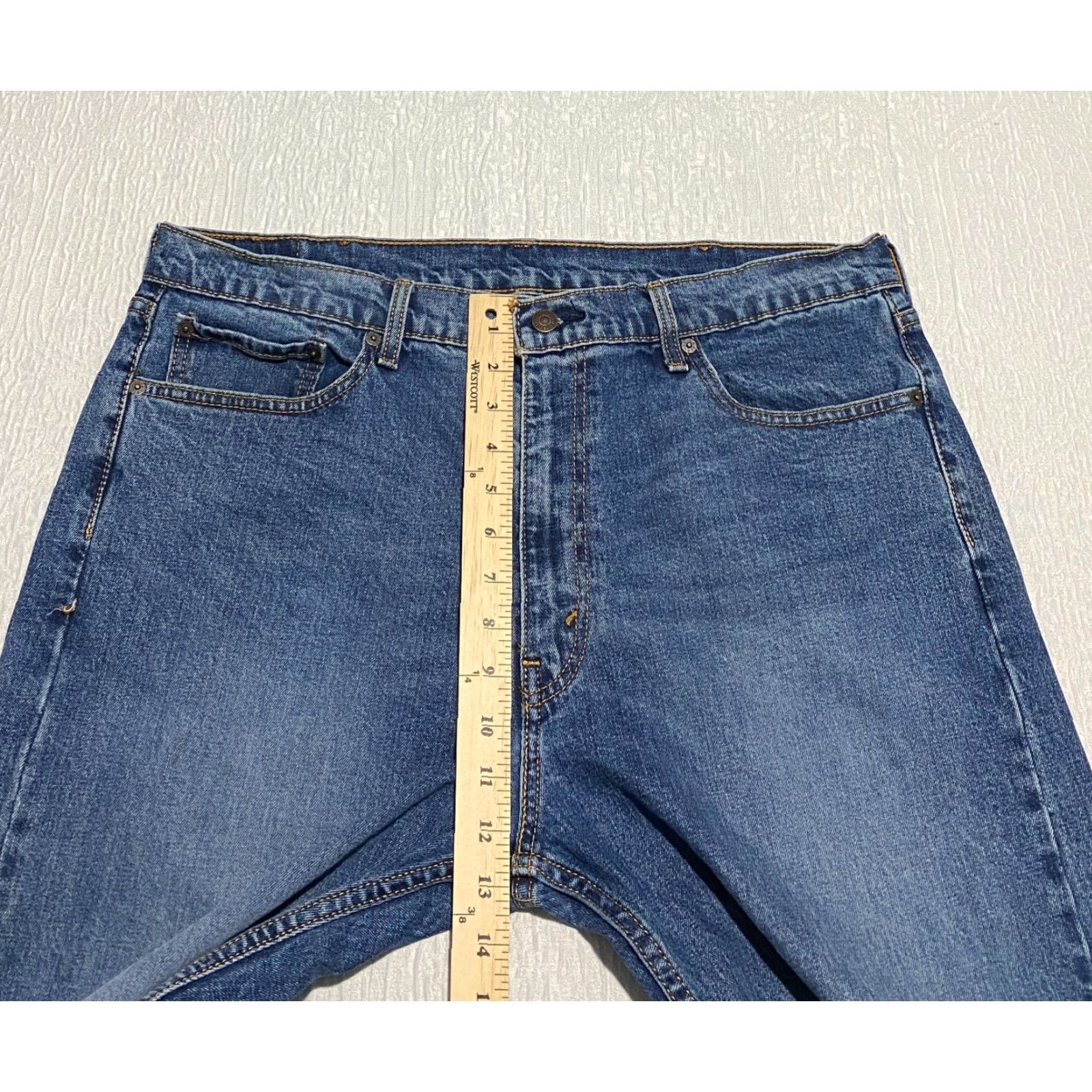 Levi's VINTAGE Levi's 505 Relaxed Fit Mens Jeans Size 38x34 Blue Straight Whiskers - Levi's 500 Series Denim 5-Pocket Mens Jeans Size US 38 / EU 54 - 6 Thumbnail
