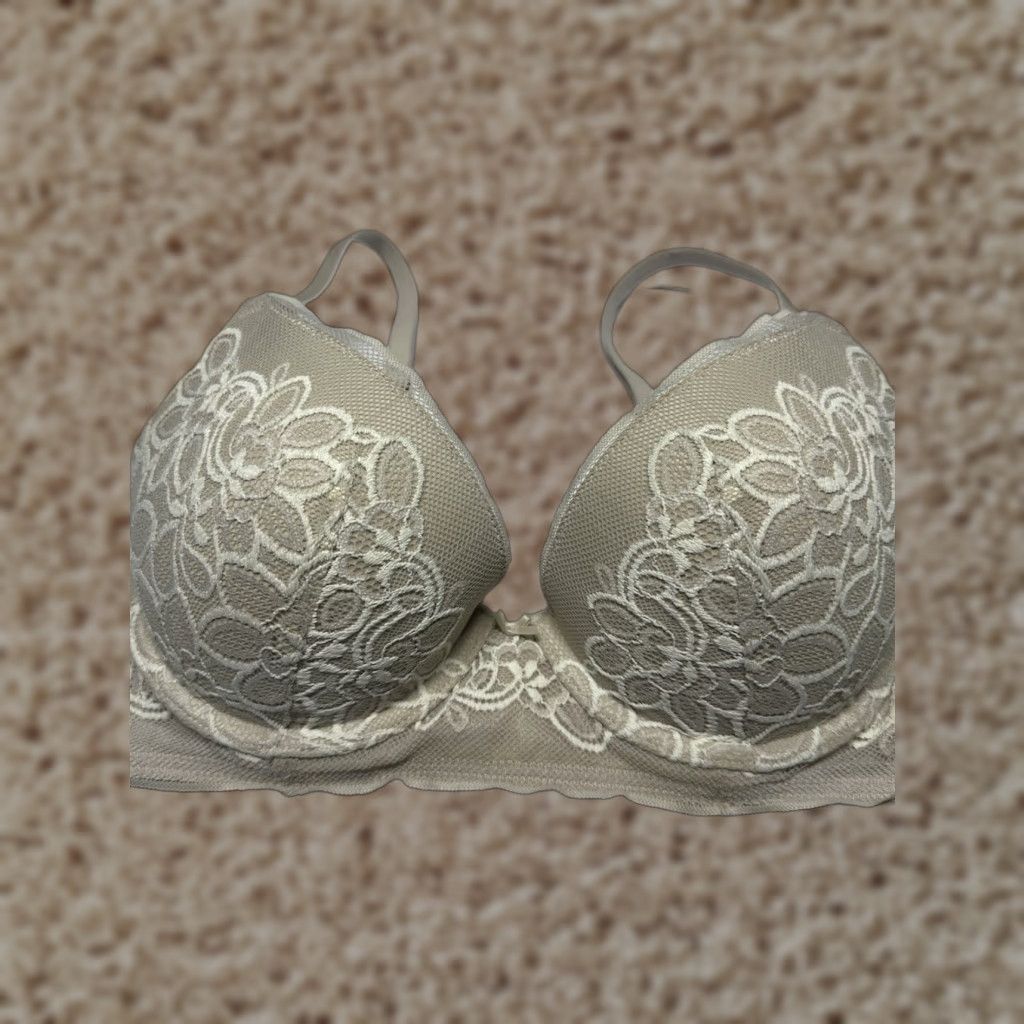 Vintage Aerie Bra 32D Beige Underwired Push Up Adjustable Straps Intimates Lingerie Size ONE SIZE - 1 Thumbnail