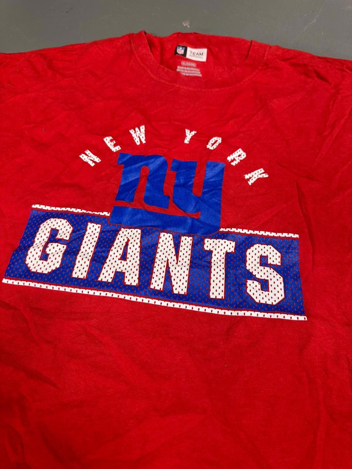 NFL Vintage New York Giants Red T-Shirt - Soft Cotton, XL Size US XL / EU 56 / 4 - 2 Thumbnail