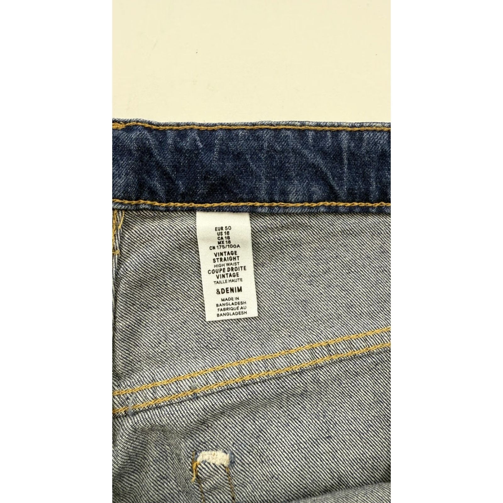 H&M VINTAGE H&M Jeans Womens 18 Blue Straight High Waist Denim Stretch 99% Cotton Size 40" / US 18 - 2 Thumbnail
