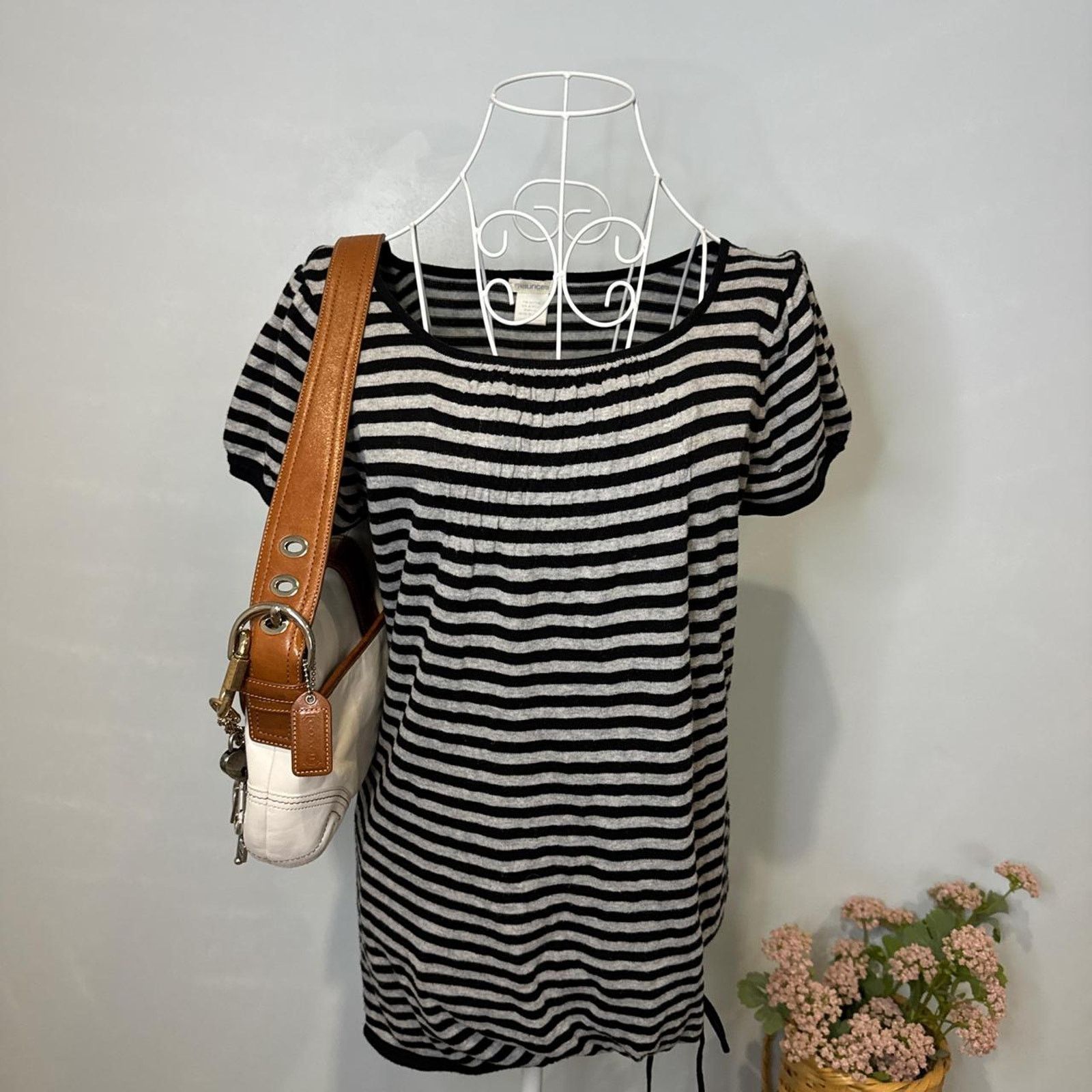 Other Cute vintage y2k black and gray striped tee Size M / US 6-8 / IT 42-44 - 2 Thumbnail