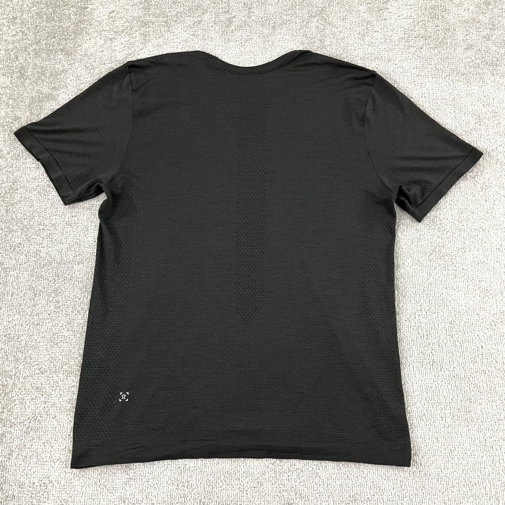 Lululemon LULULEMON Men Shirt Large L Black Peloton Tech Gray Training Gym Athletic Size US L / EU 52-54 / 3 - 4 Thumbnail